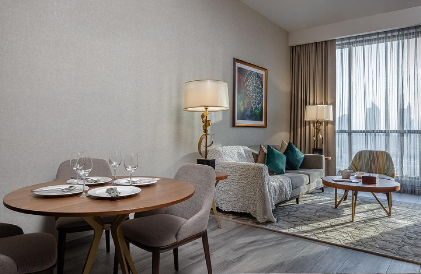 2 Bedroom Premier - Photo 5