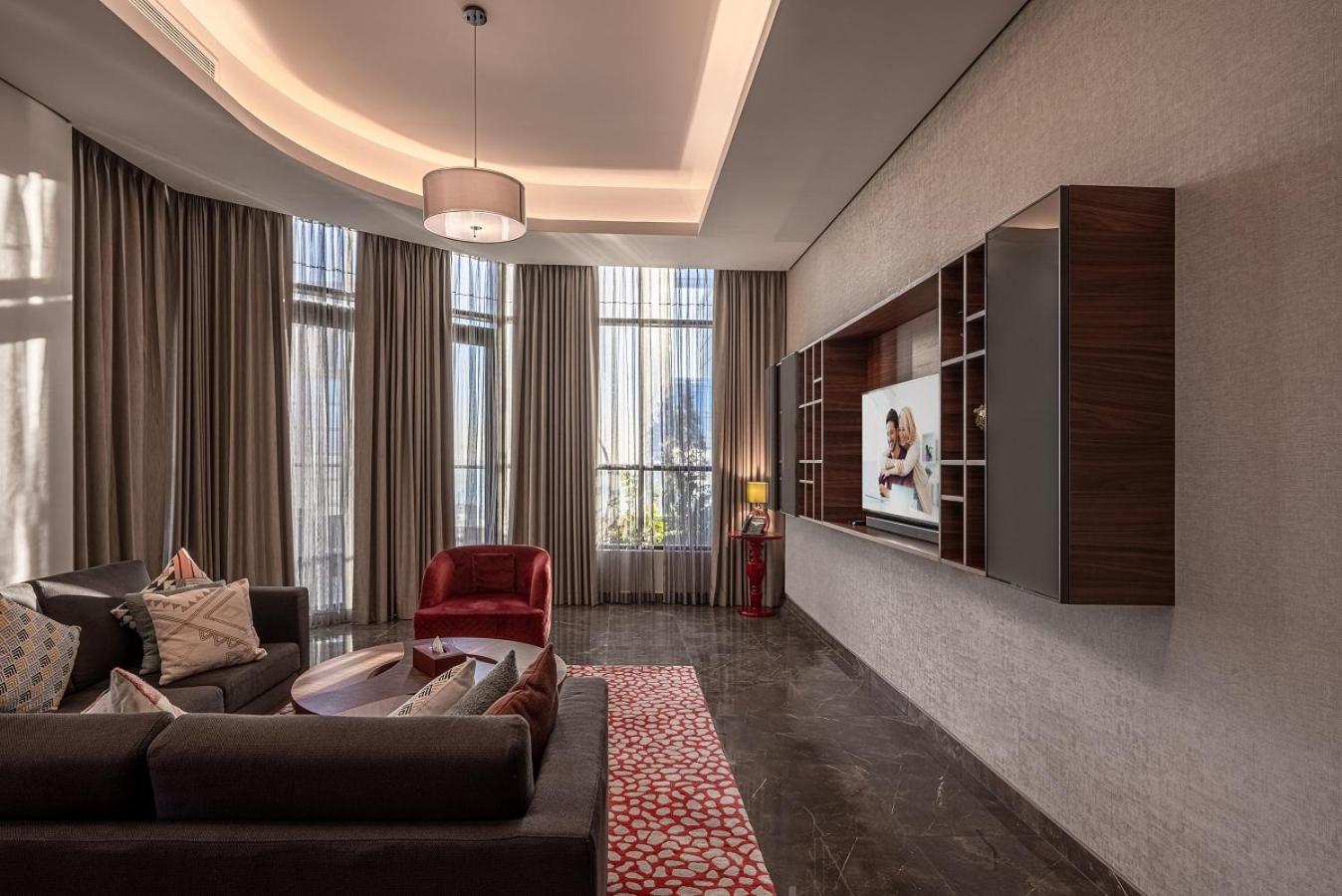 3 Bedroom Penthouse - Photo 13