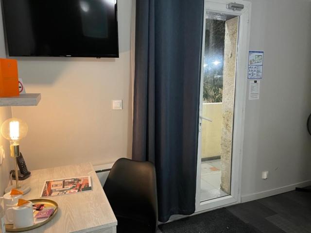 Deluxe Double Room with Garden View