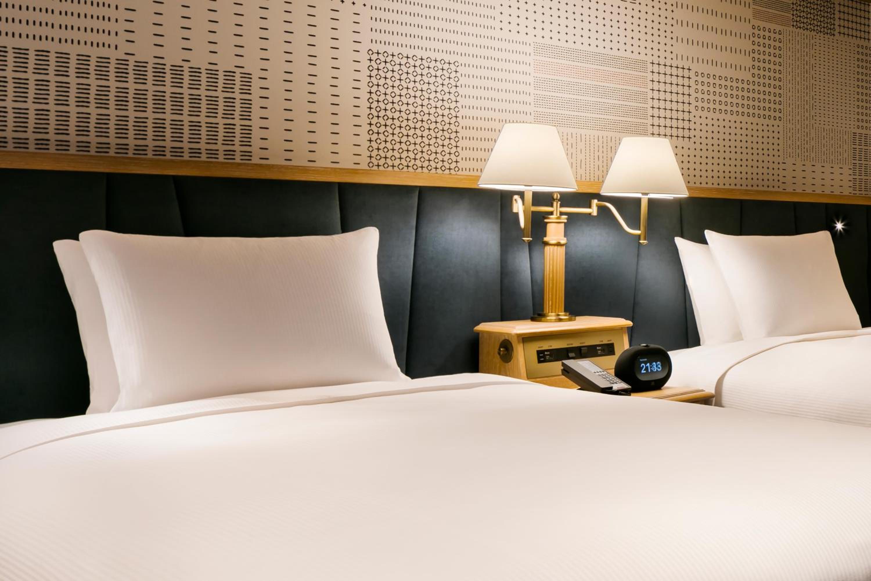 Deluxe Twin Room High Floor