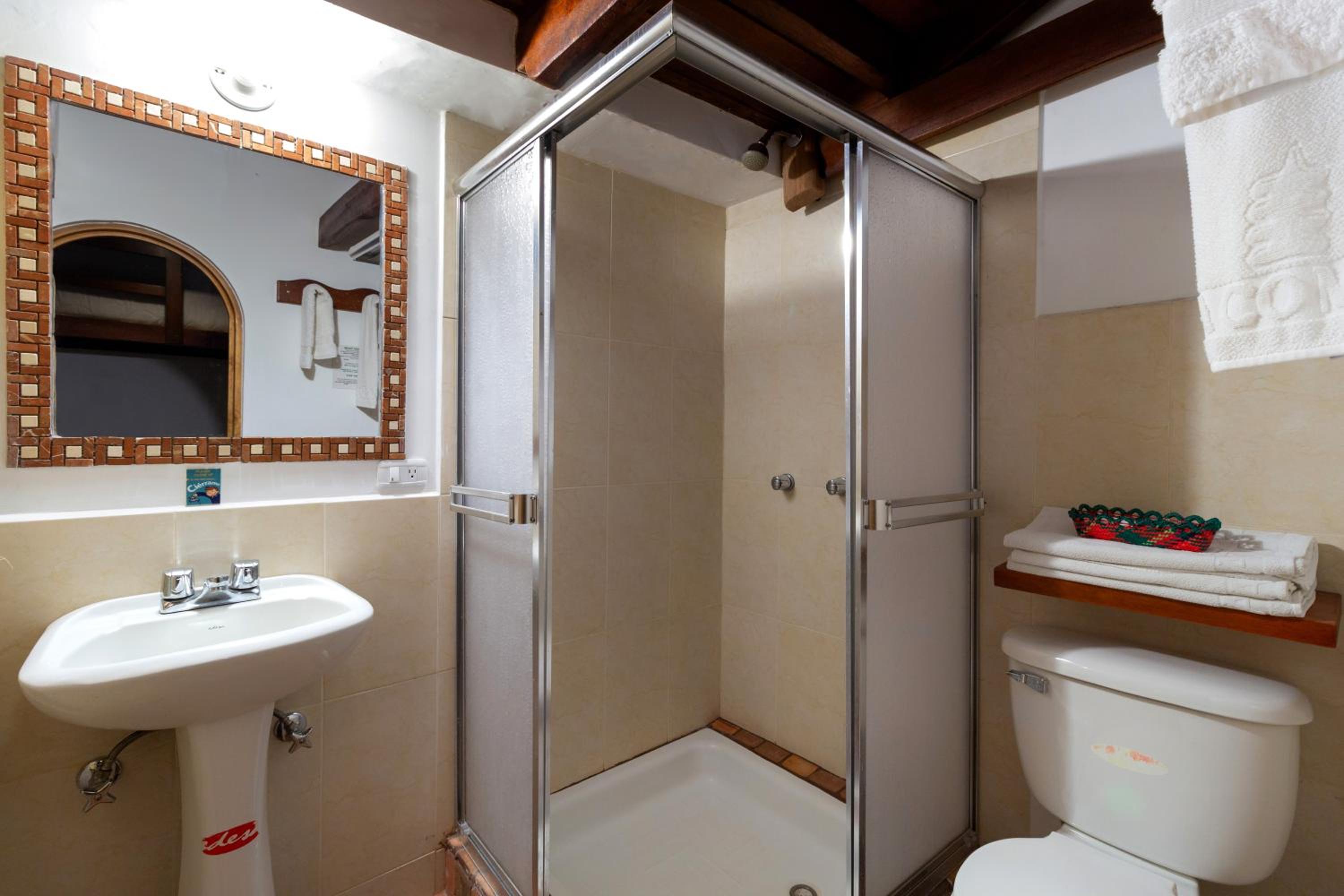 Standard Triple Room photo 3