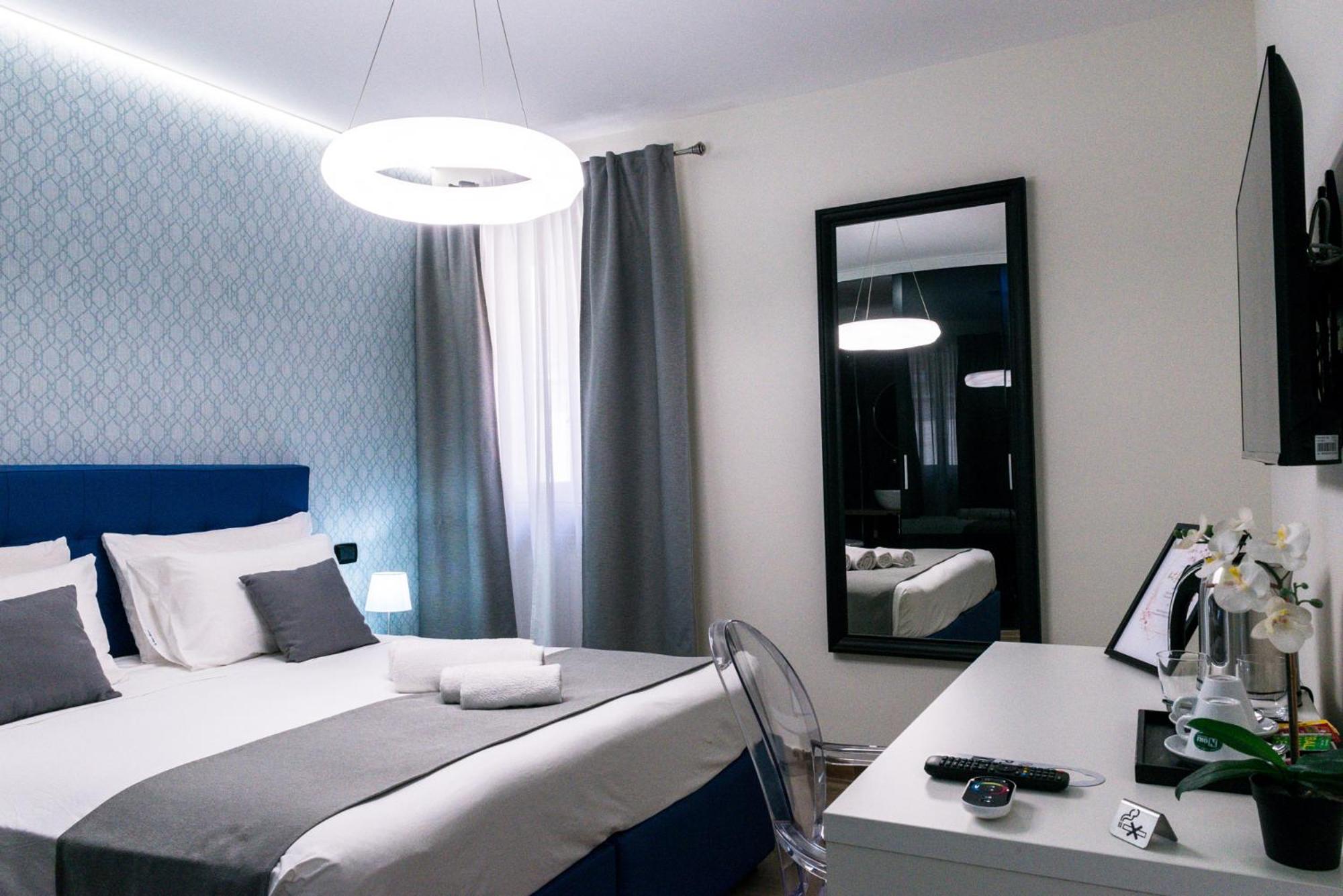 Standard Double Room photo 2