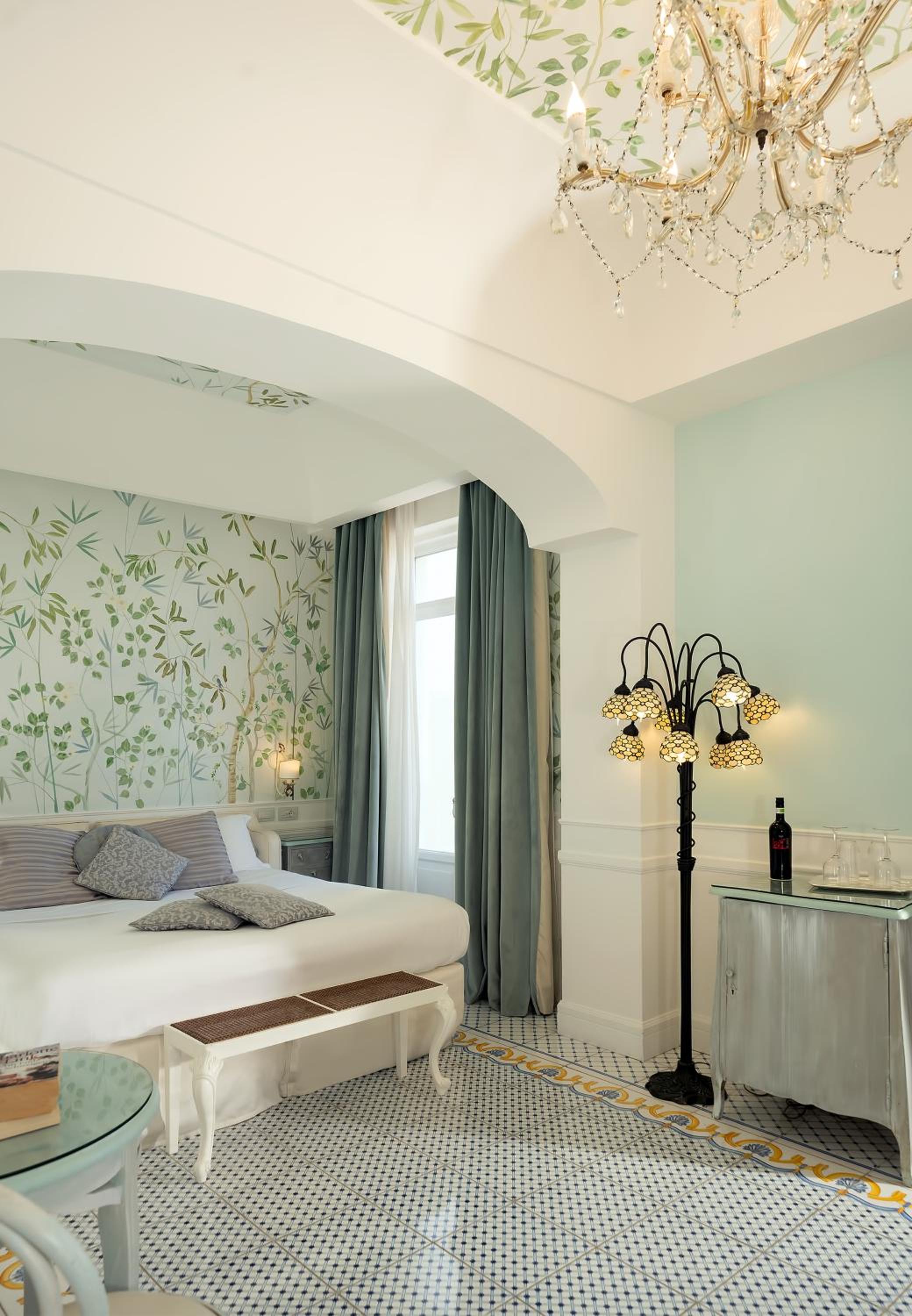 Deluxe Double Room with Sea View - Photo 6