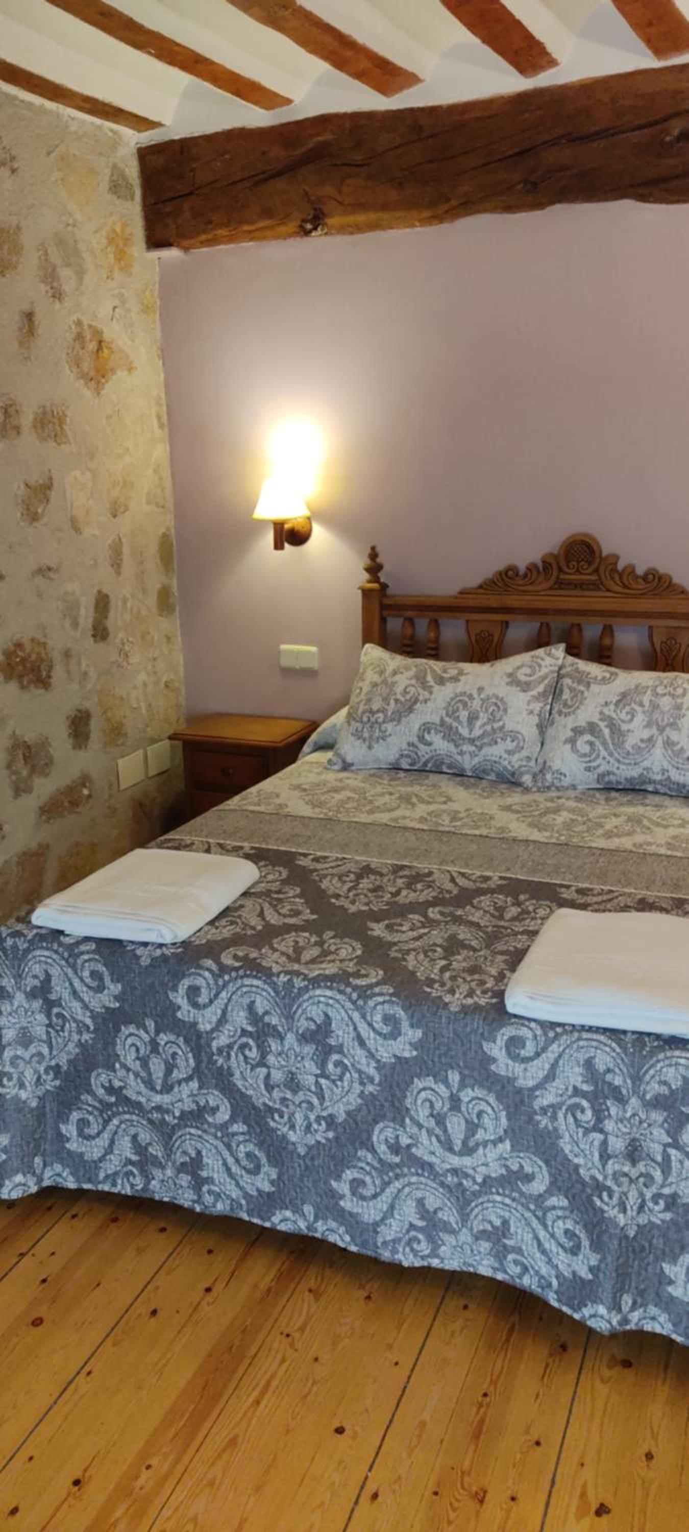 Queen Room photo 3
