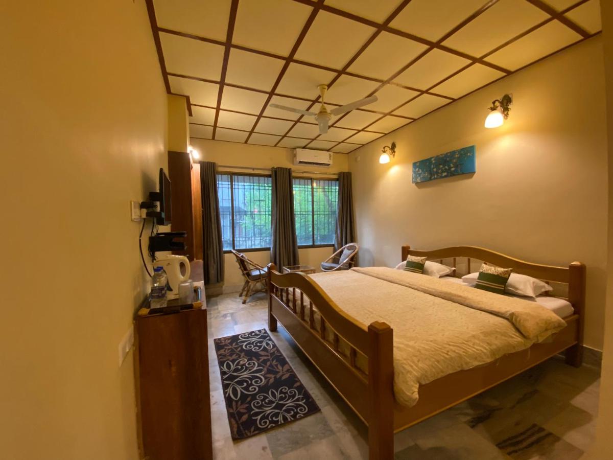 Large Double Room photo 2