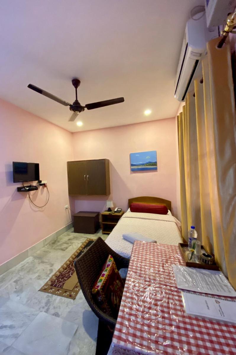 Deluxe Single Room photo 3