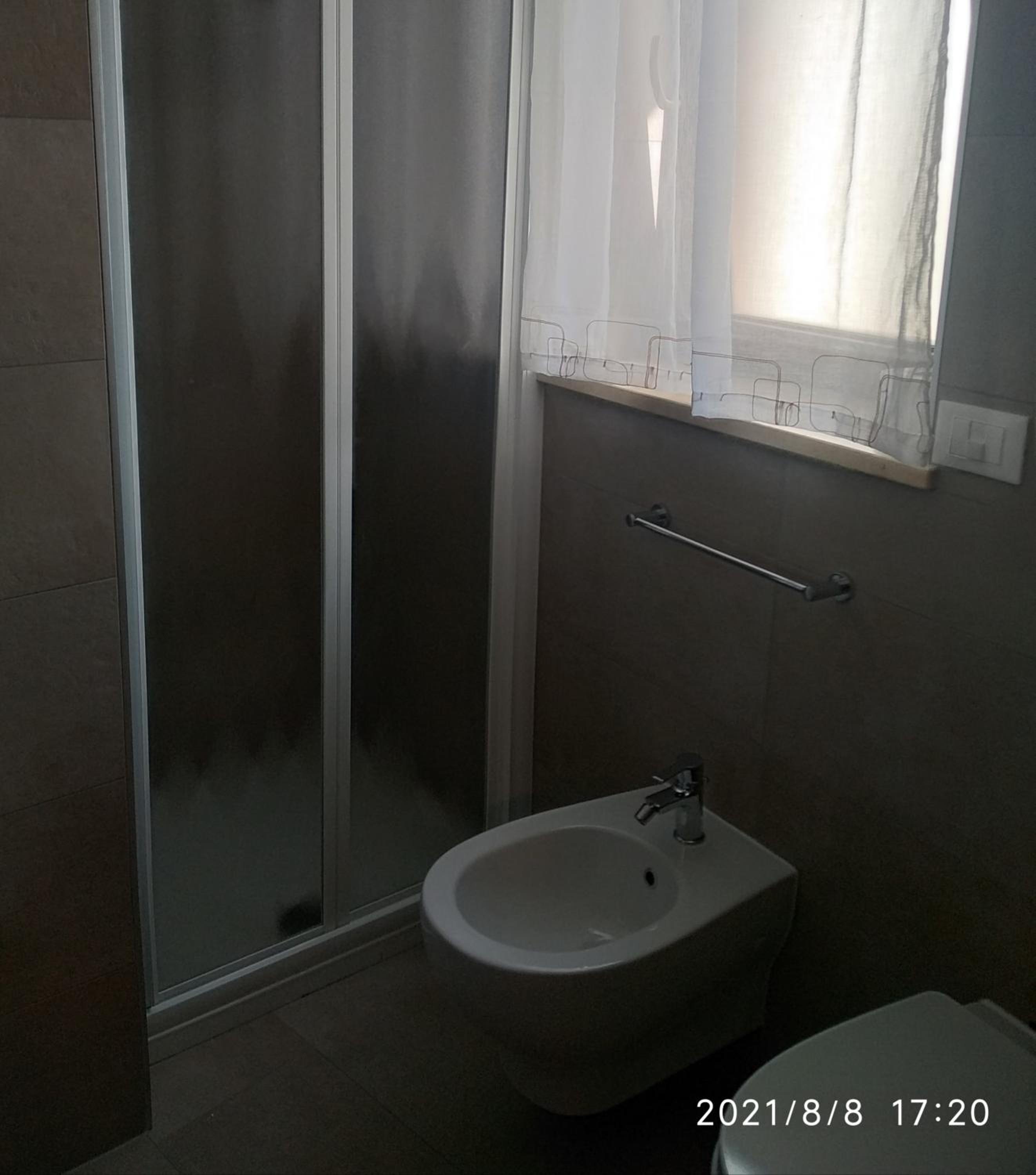 One-Bedroom Apartment - Photo 7