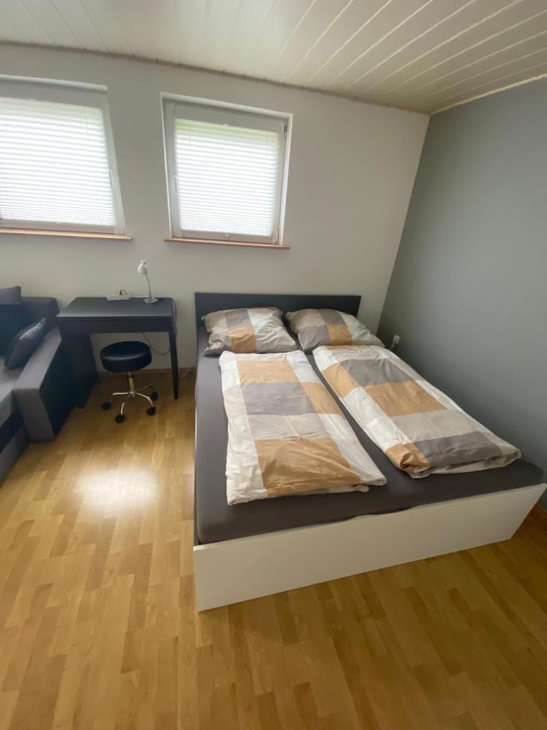 One-Bedroom Apartment photo 2