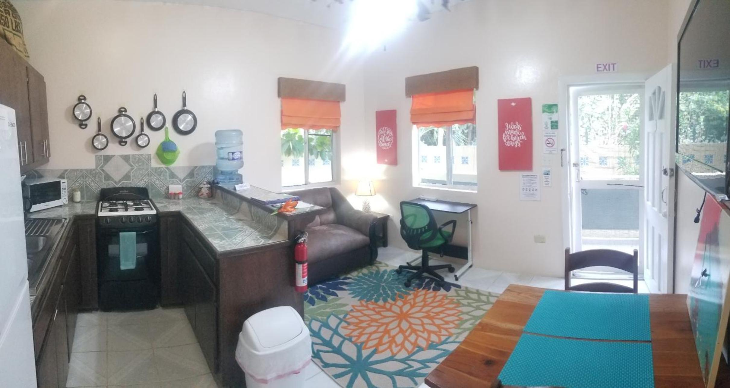 One-Bedroom Apartment photo 3