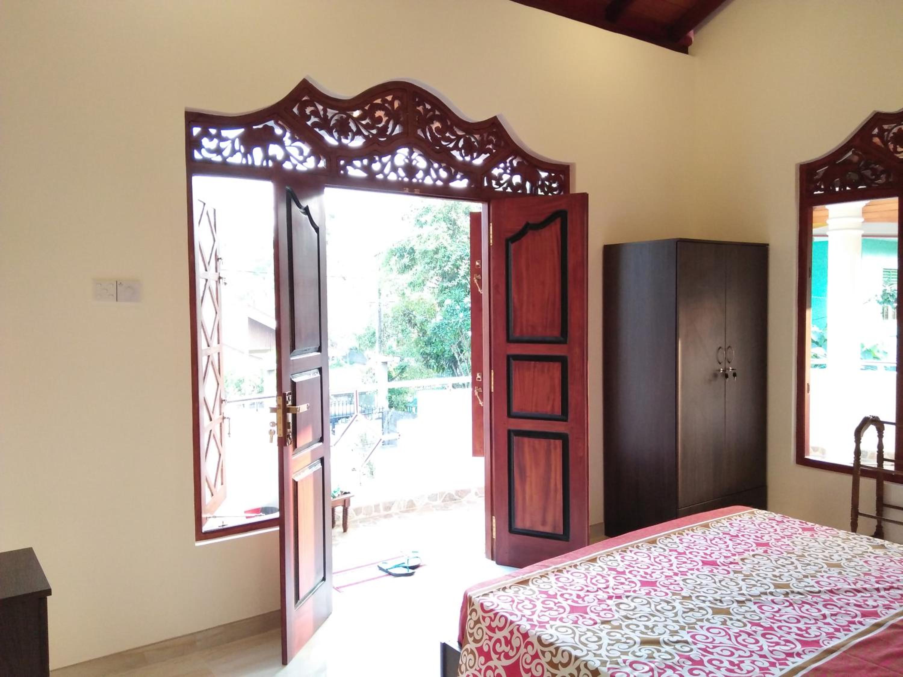 Superior Queen Room photo 1