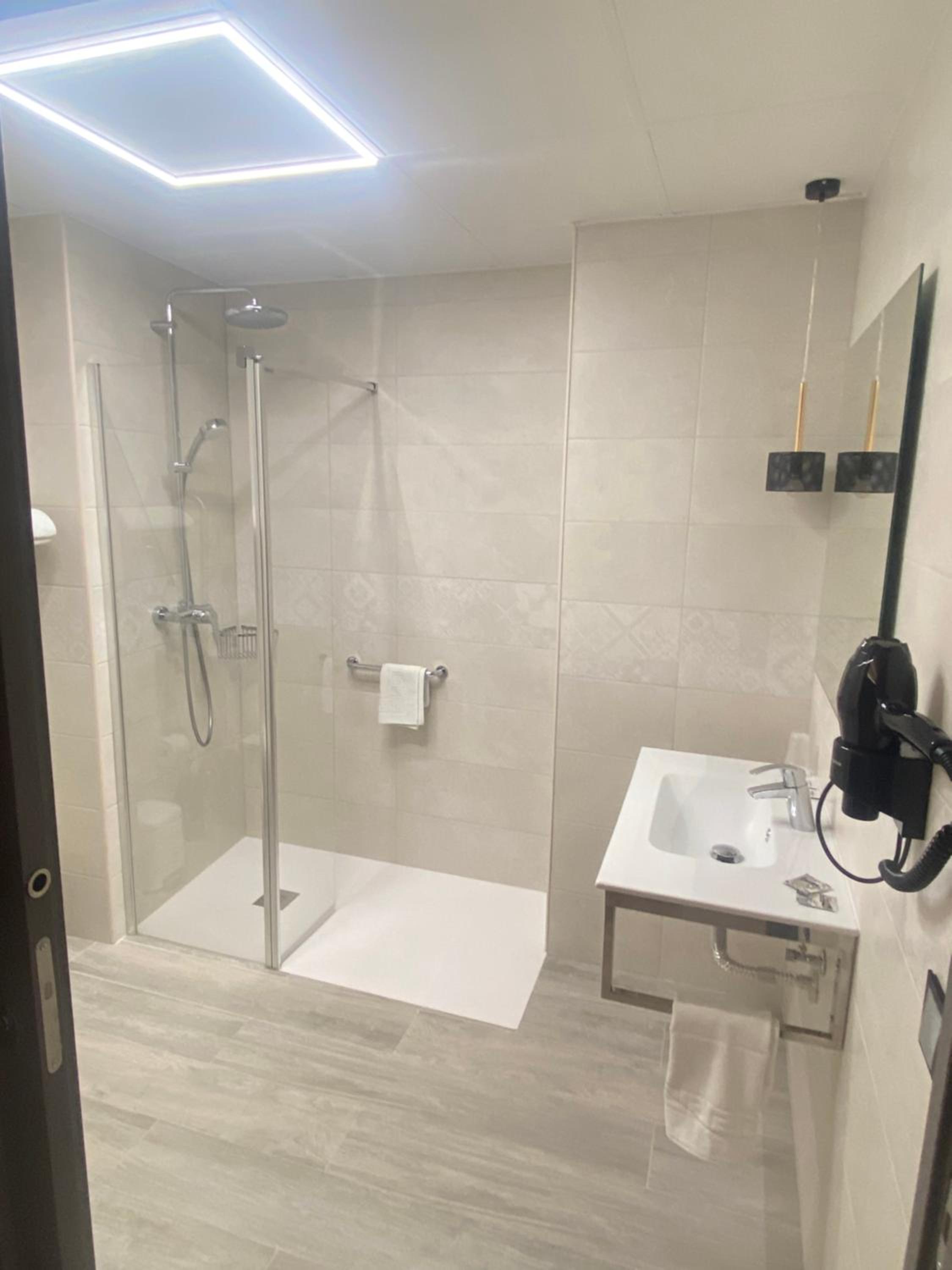 Lusitania Hotel, Centro Città, Parcheggio Privato, Foto 6