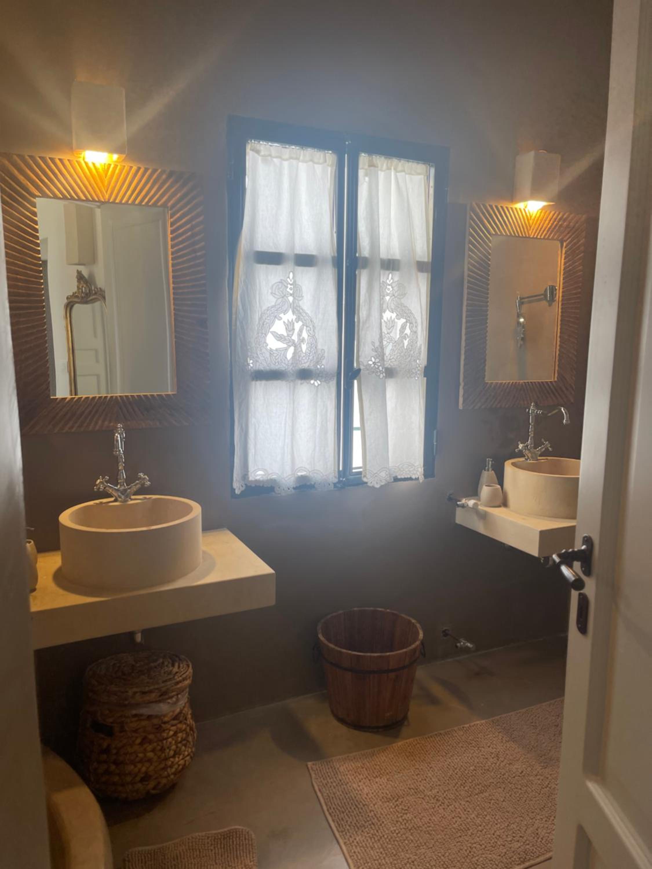 Deluxe Junior Suite - Photo 3