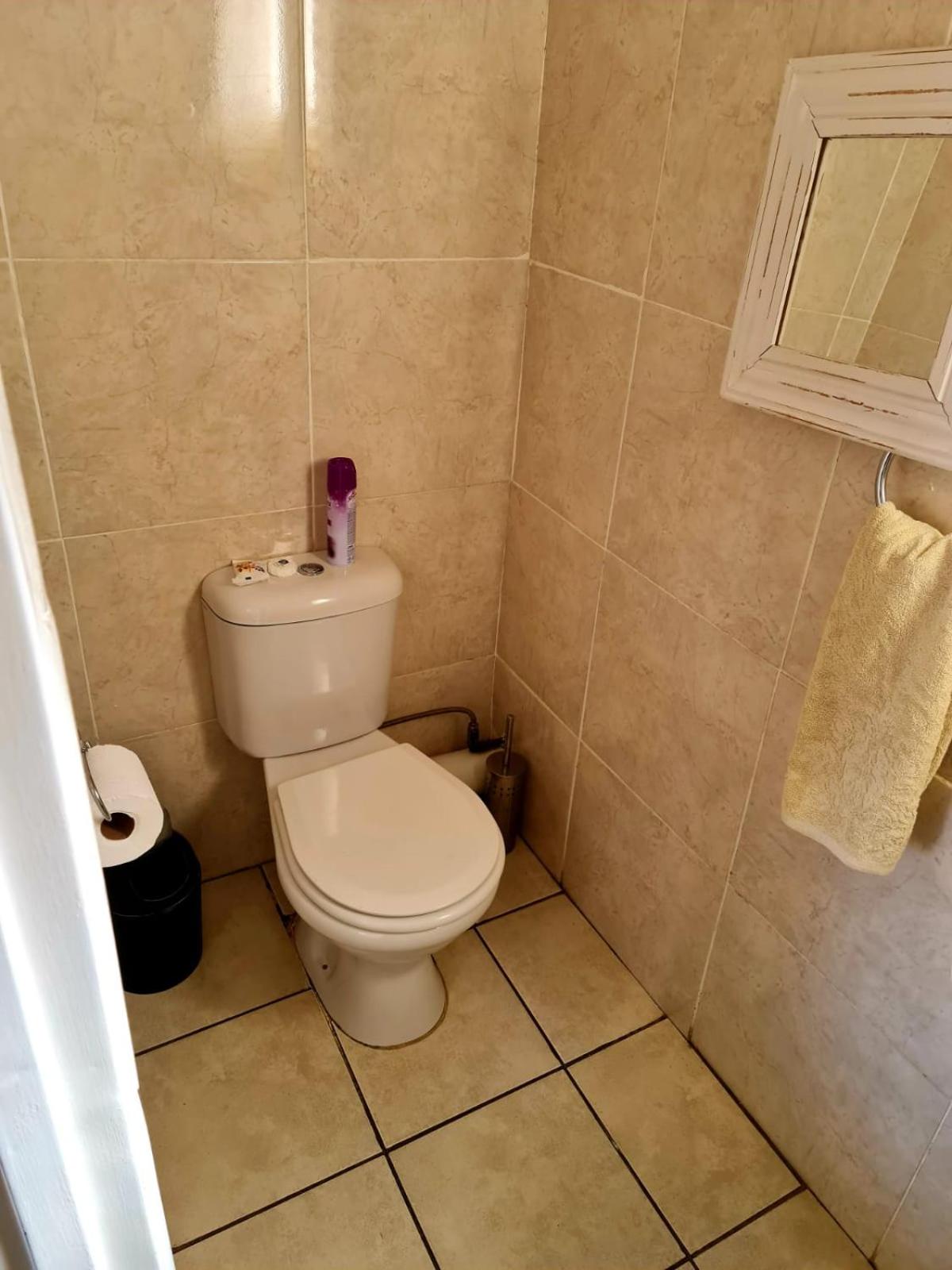 Double or Twin Room - Photo 3