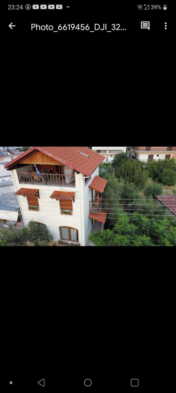 Four-Bedroom House - Photo 54