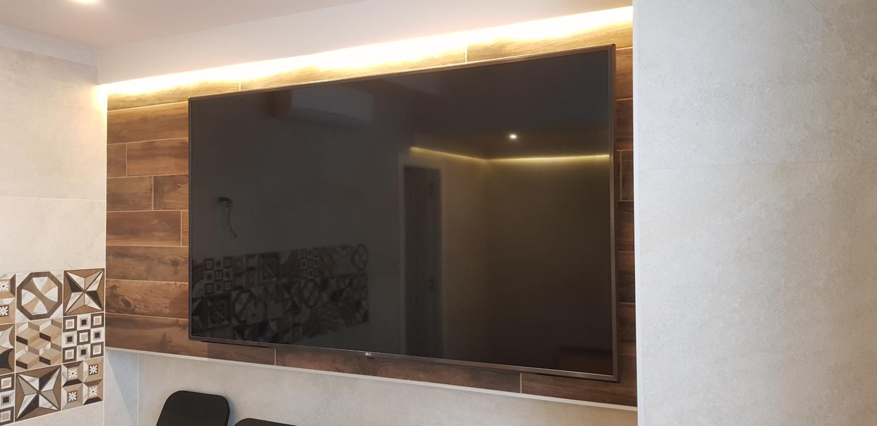 One-Bedroom Apartment - Photo 11