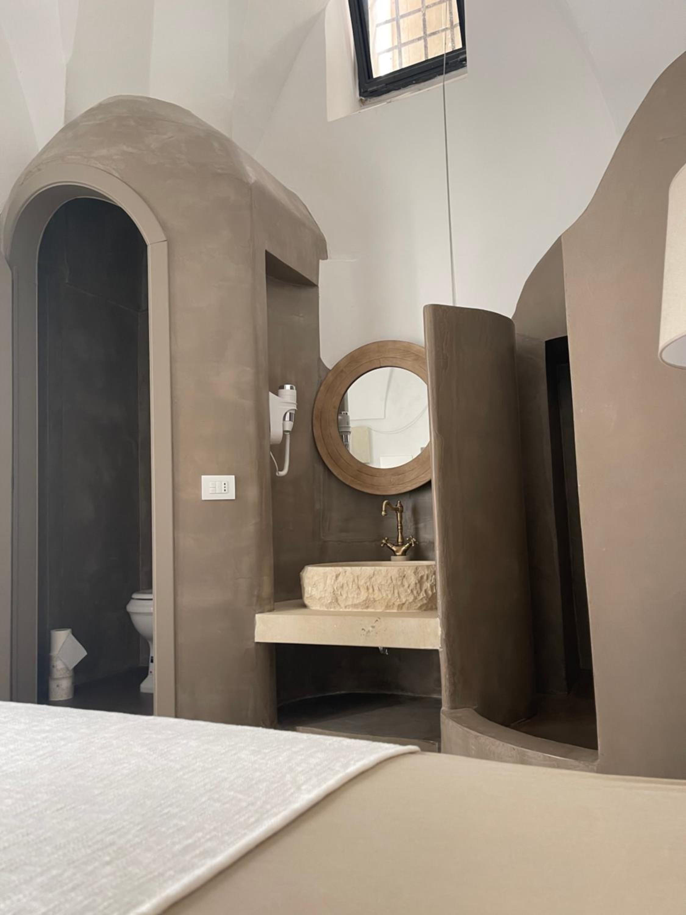 Deluxe Room - Photo 7