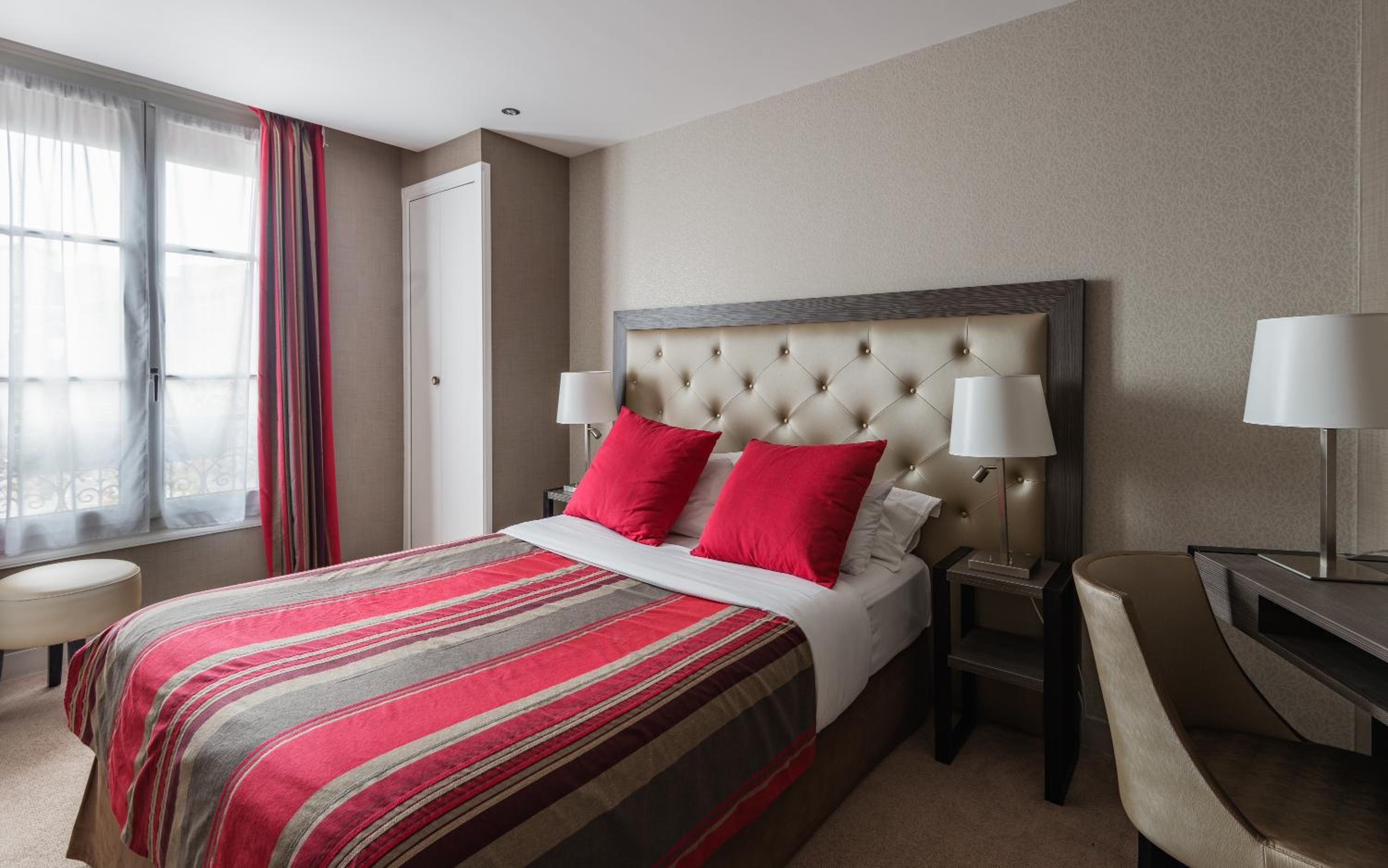 Double Room with Extra Bed photo 3