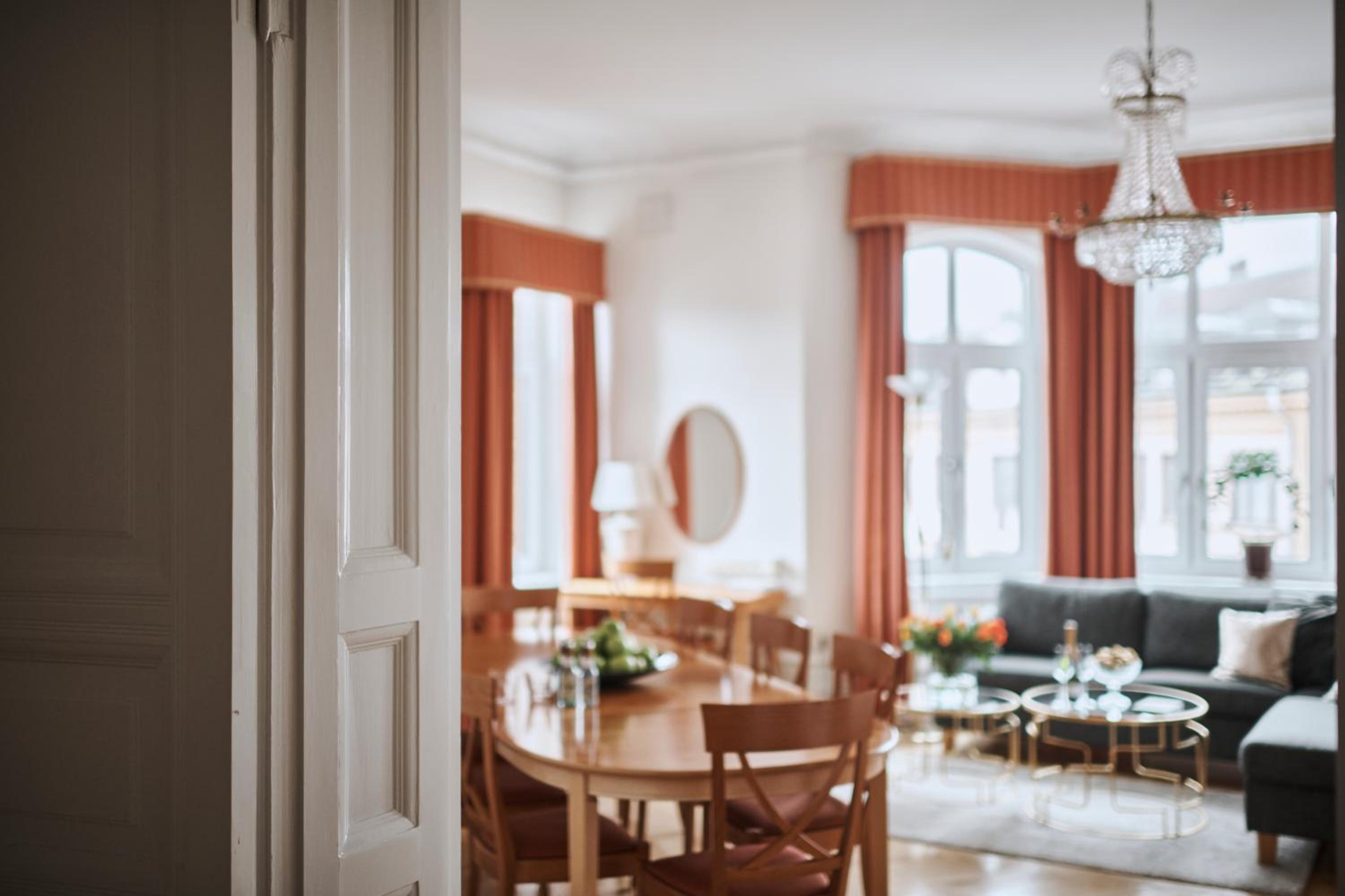 King Suite - Photo 10