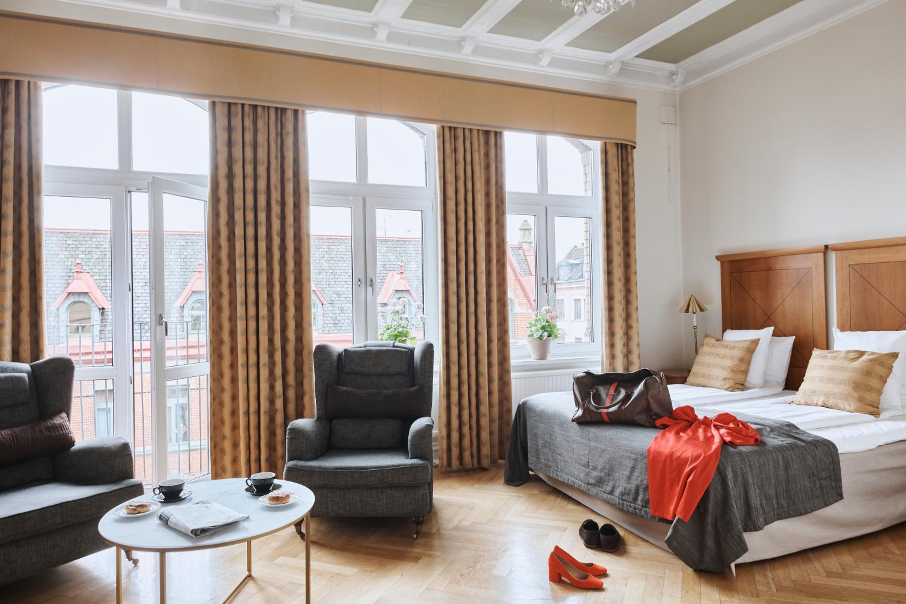 King Suite - Photo 18