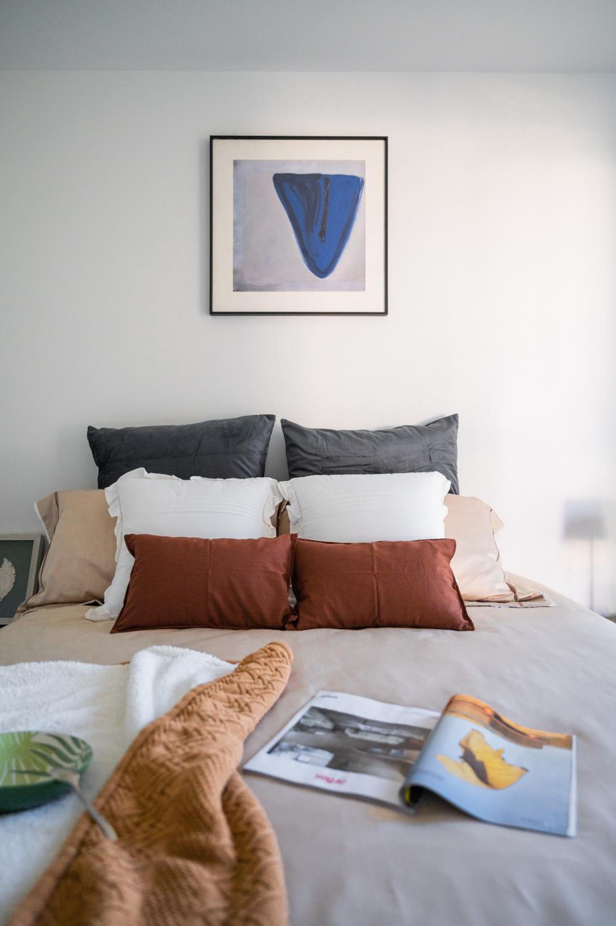 Two-Bedroom Apartment - Photo 3