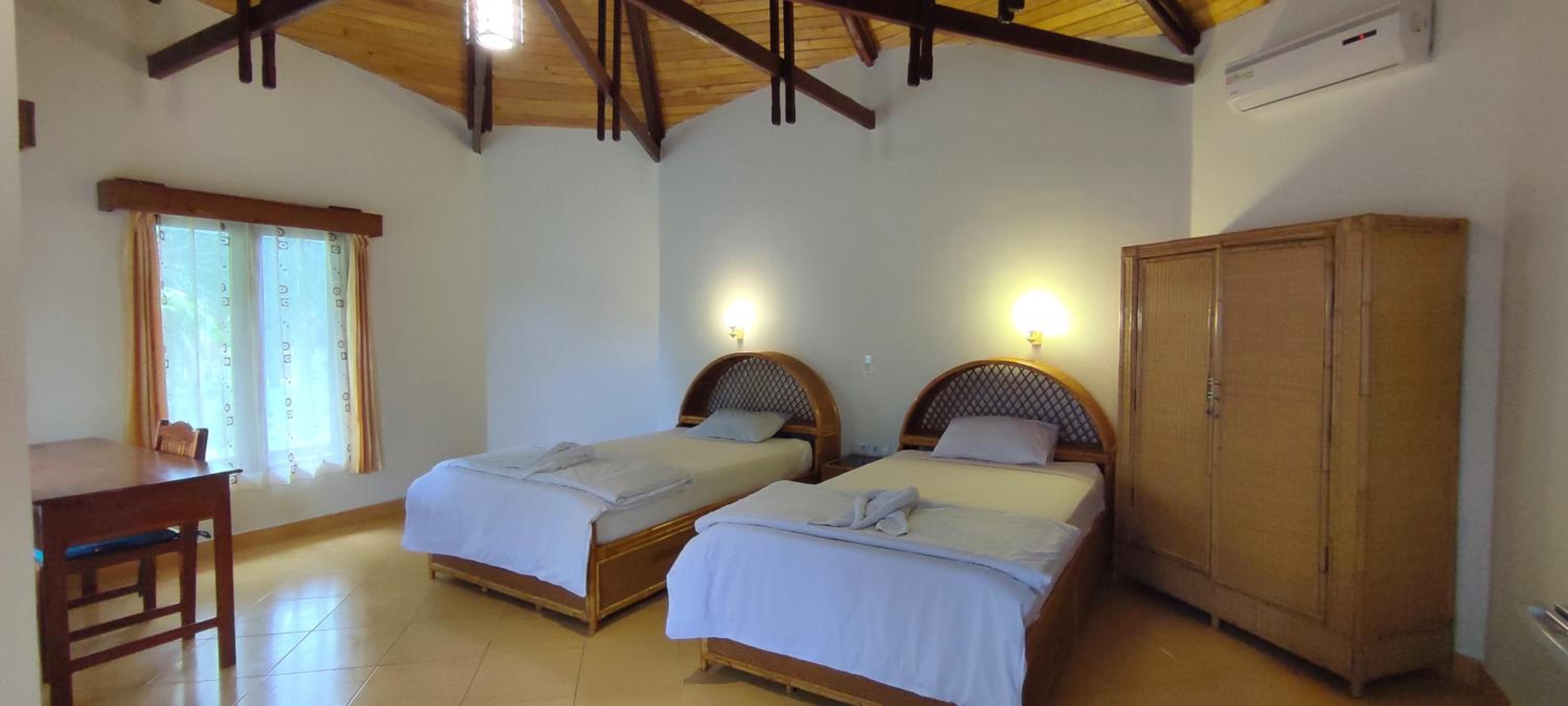 Deluxe Twin Room - Photo 1