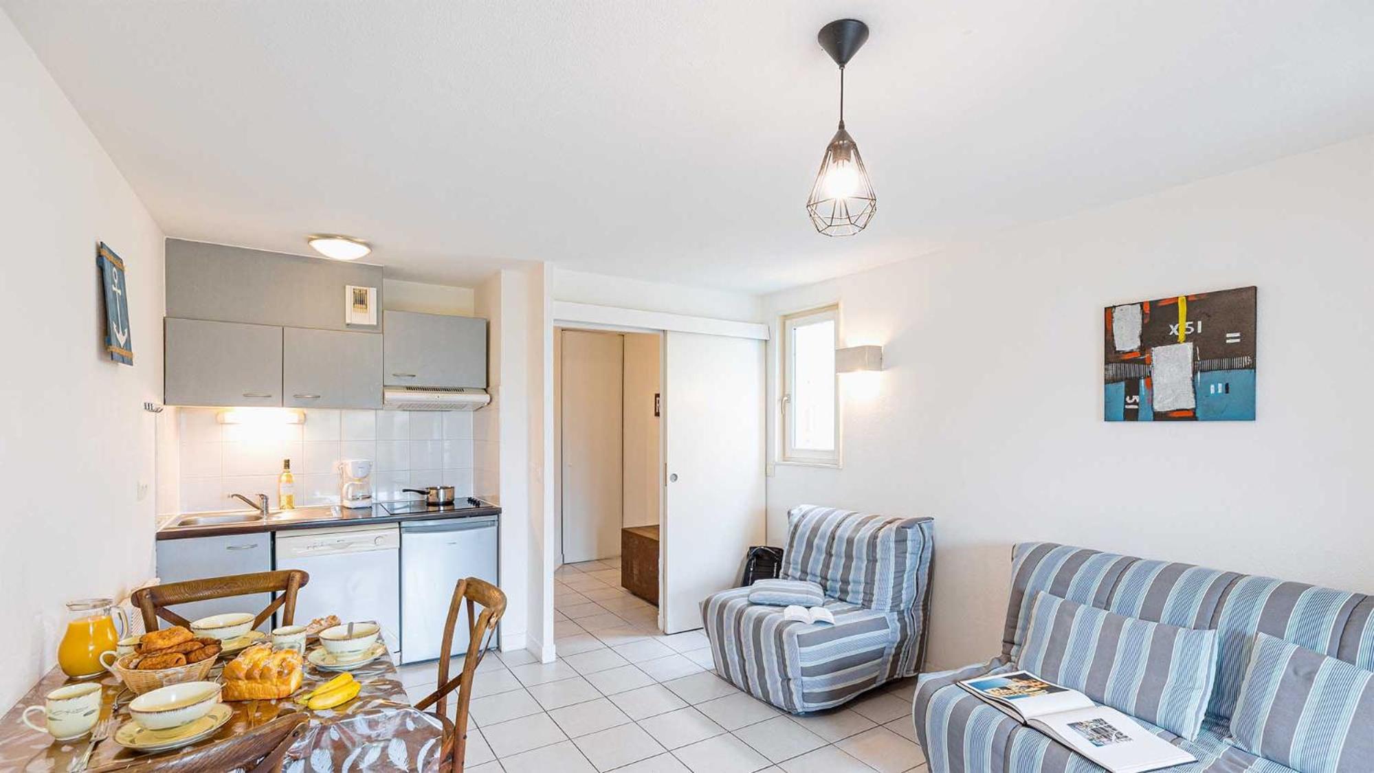 Studio (4 Adults)