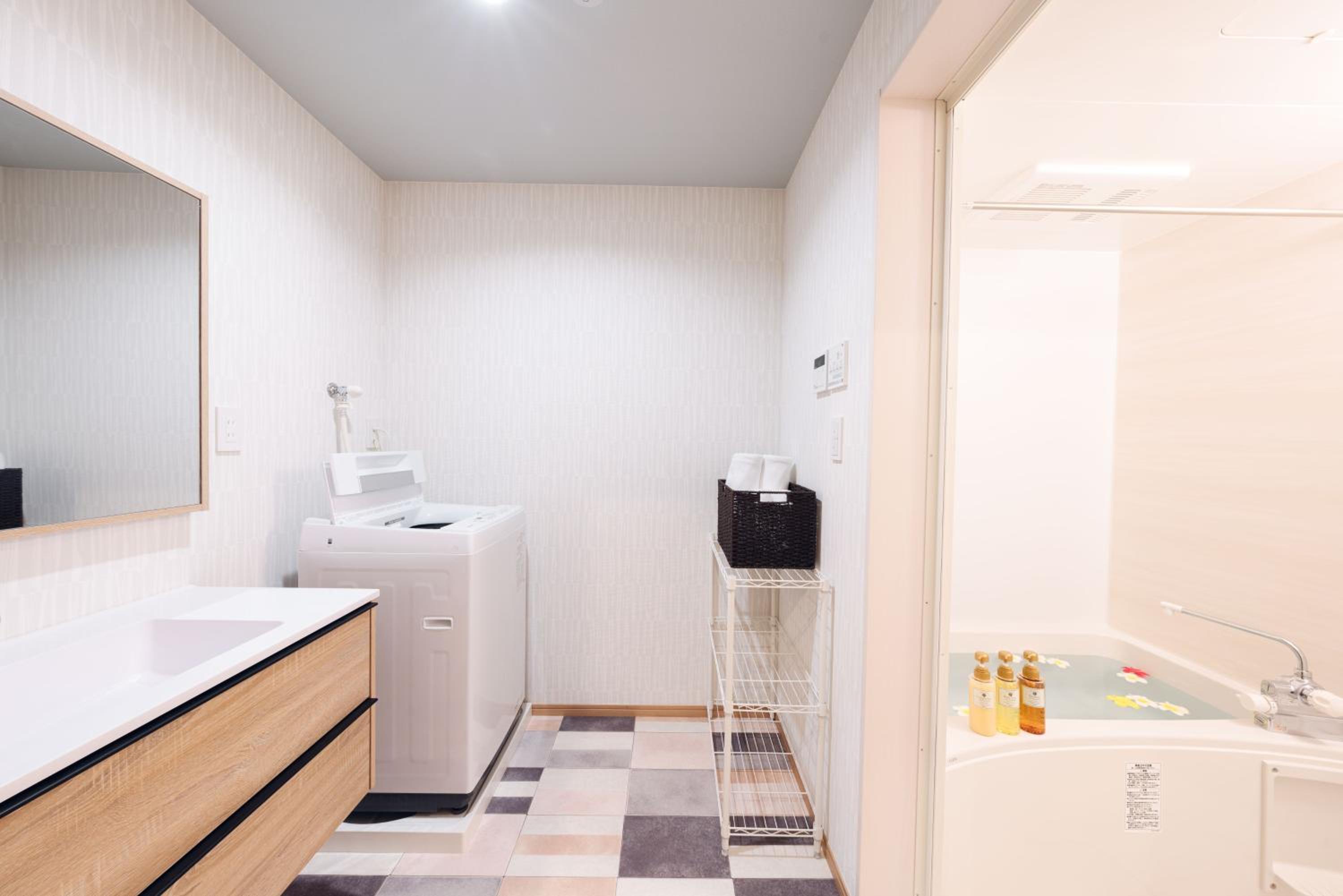 Superior Triple Room - Photo 8