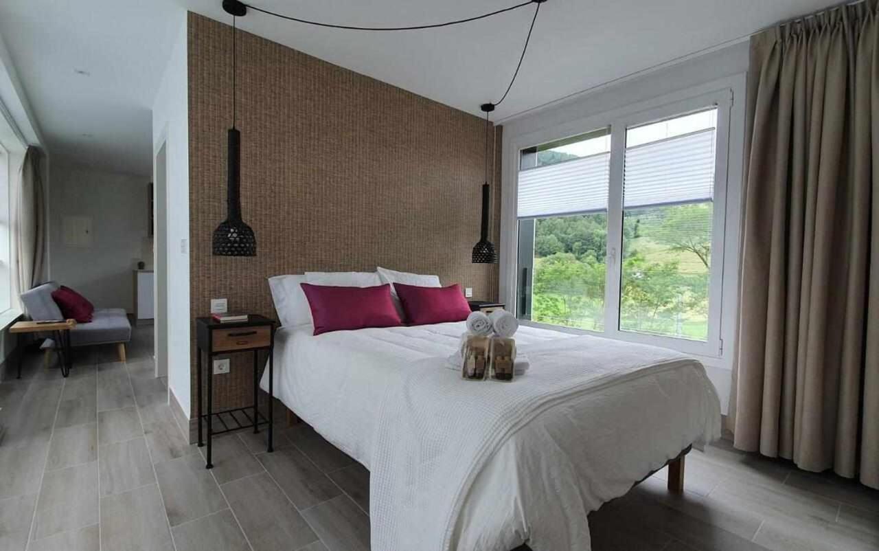 Estudio con sofá cama "Masusta"