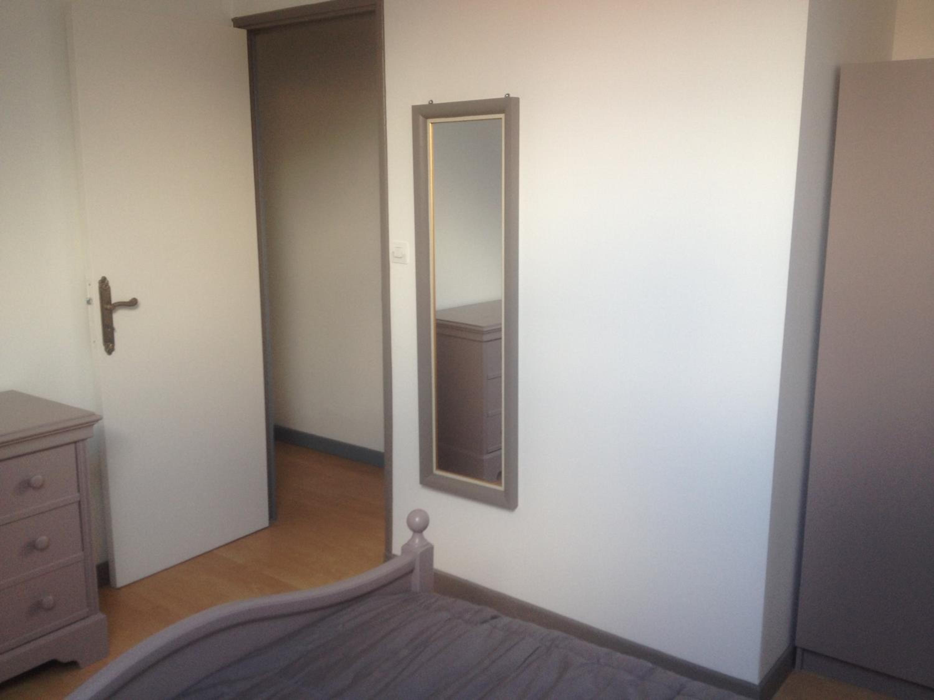 Three-Bedroom House - Photo 11