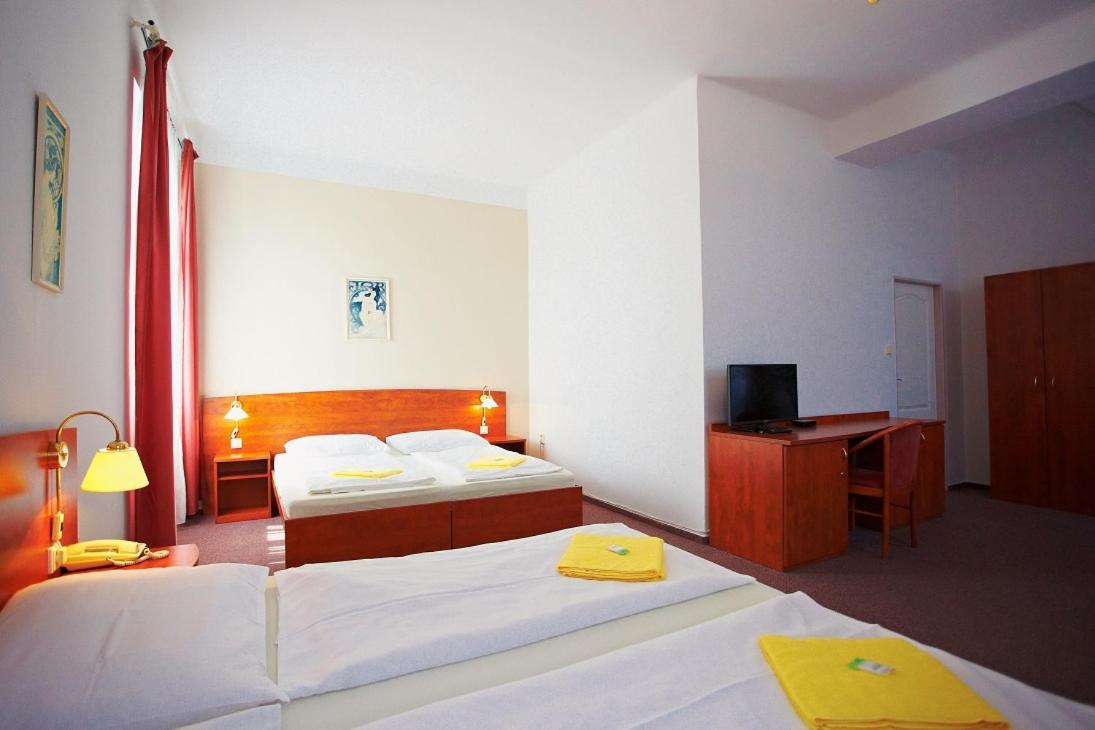 Standard Quadruple Room photo 3