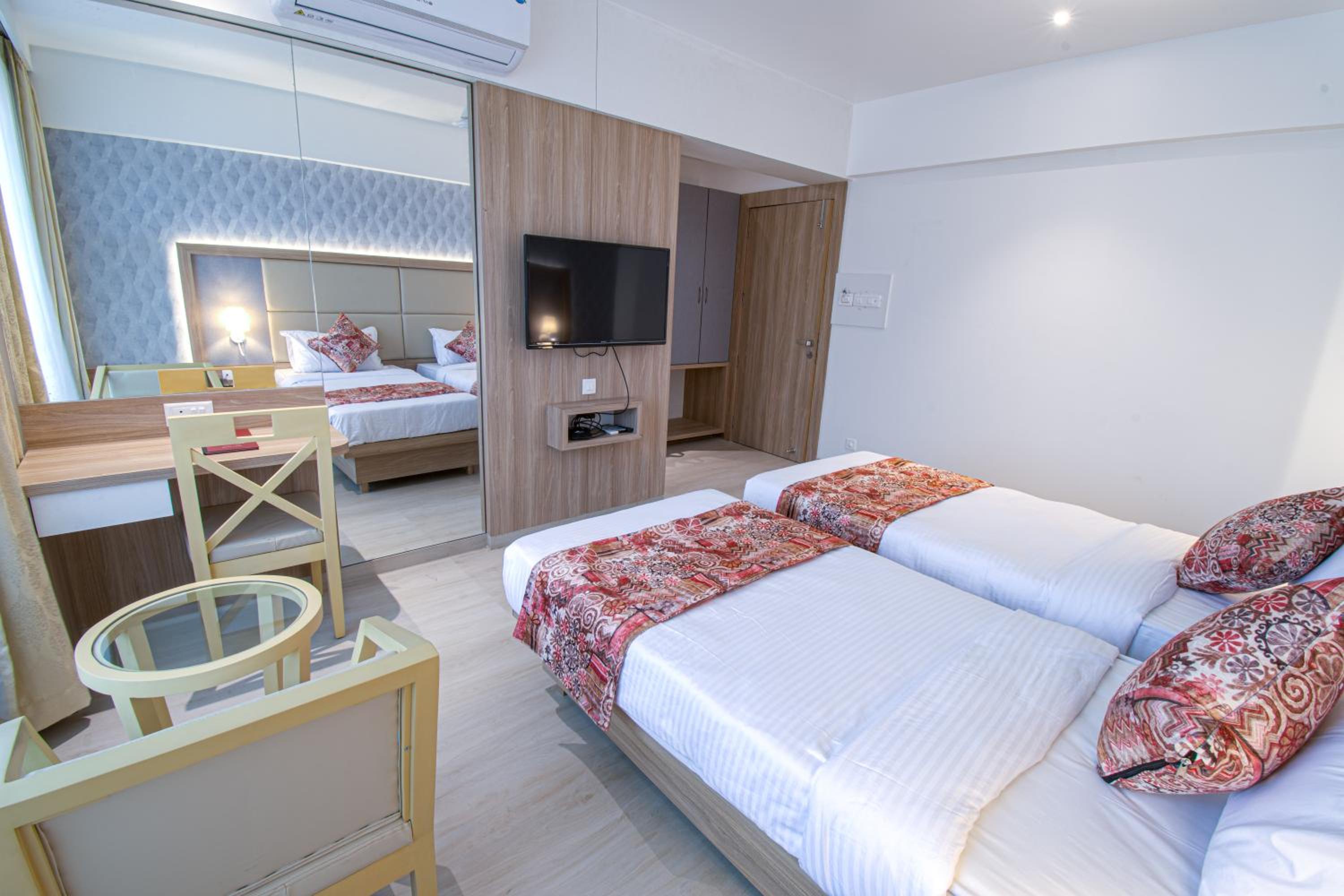 Deluxe Twin Room