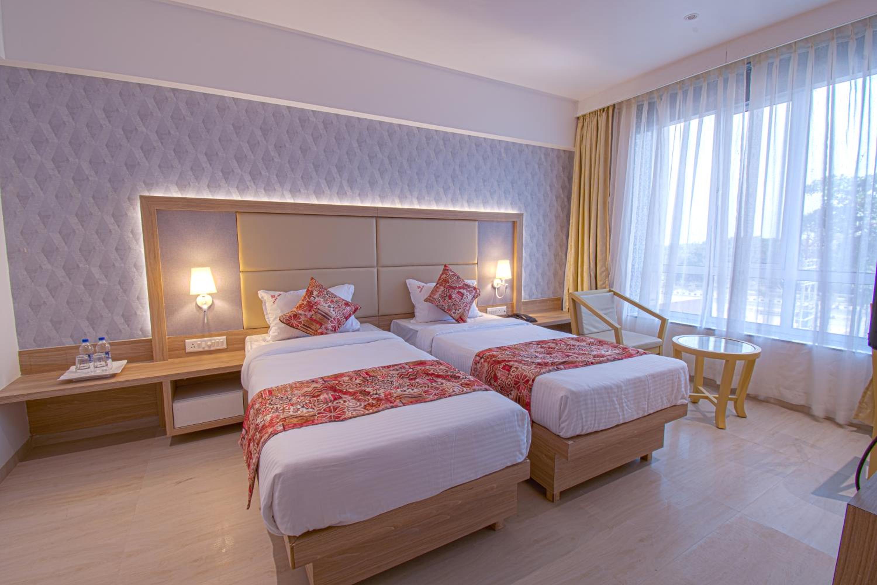 Standard Twin Room