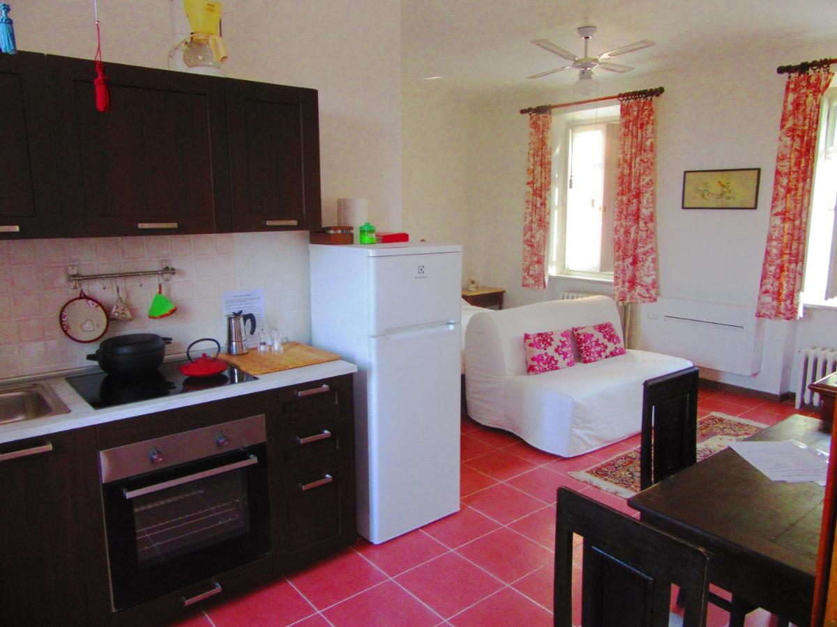 Studio Apartment photo 3
