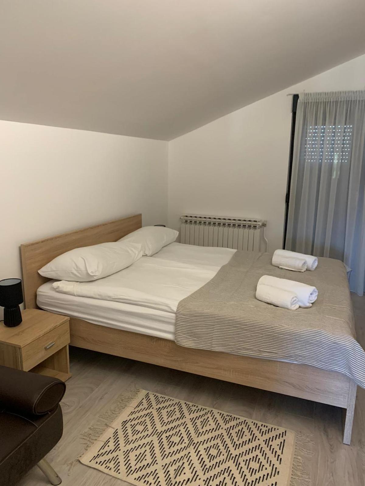 One Bedroom Apartment with Balcony photo 1