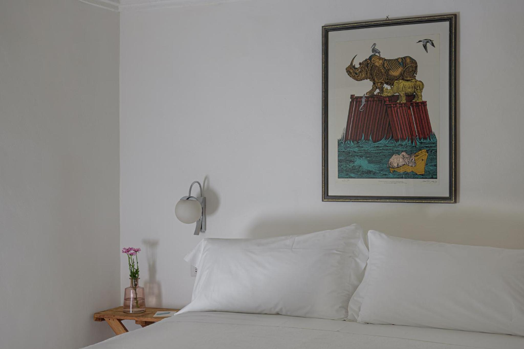 Deluxe Junior Suite - Photo 9