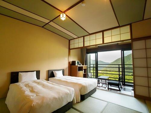 Kaiseki dinner - Breakfast and Dinner included Japanese room twin, Annex (No bathroom）(Futons are provided from 3rd guests) photo 1