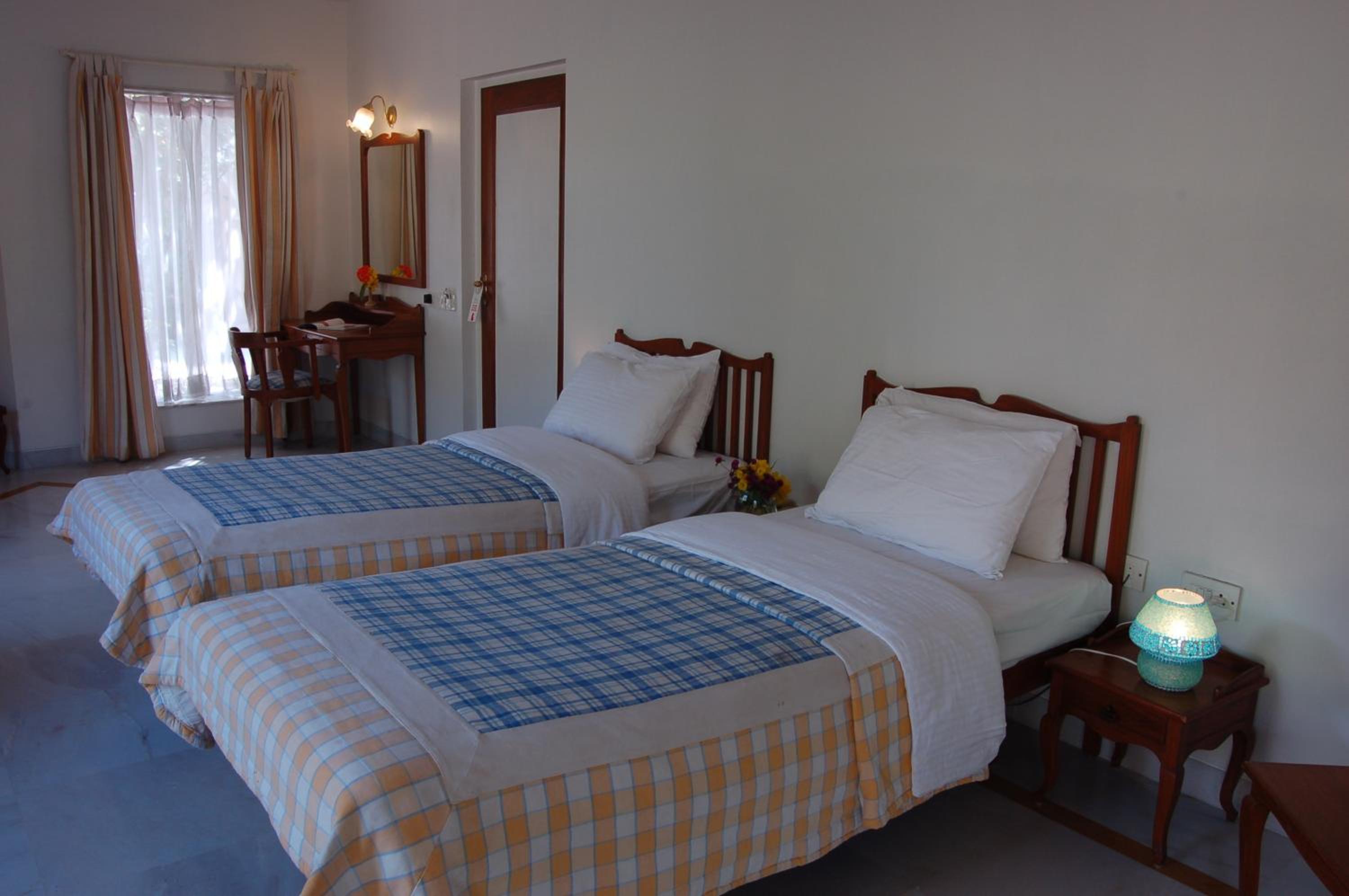 Superior Twin Room with Garden View - Photo 2