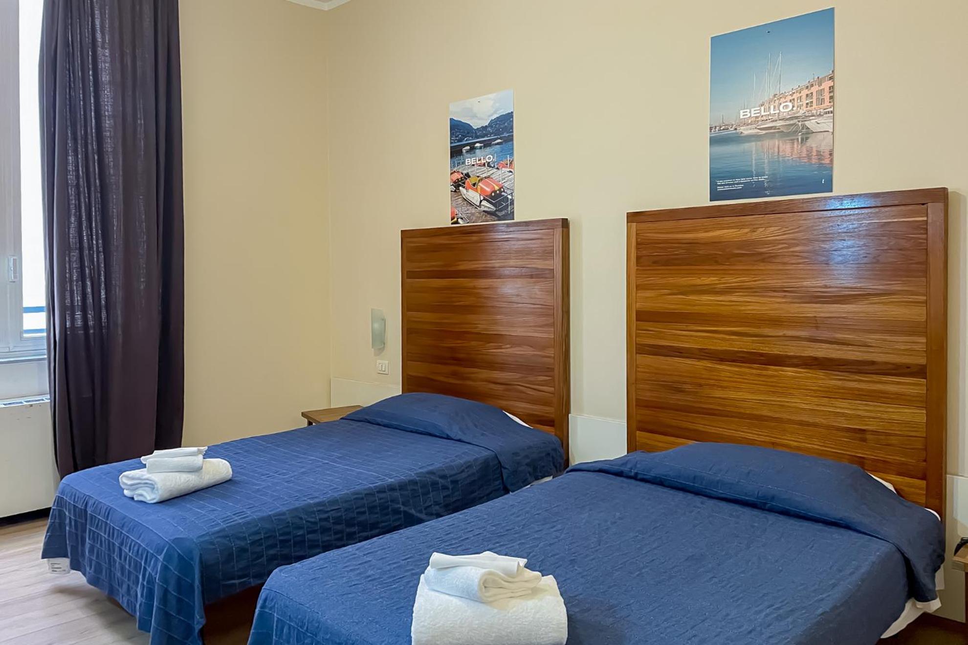 Twin Room - Photo 8