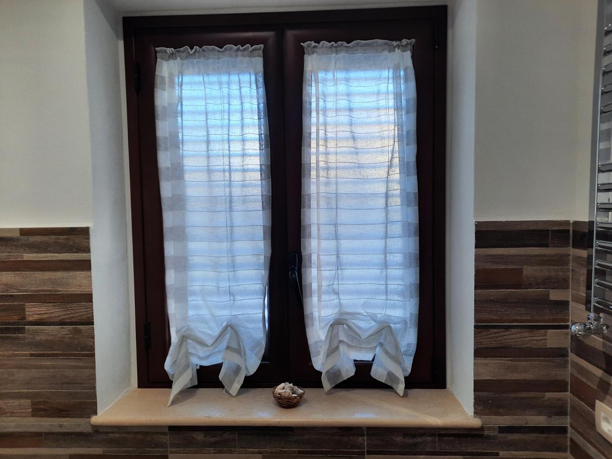 Deluxe Double or Twin Room - Photo 15