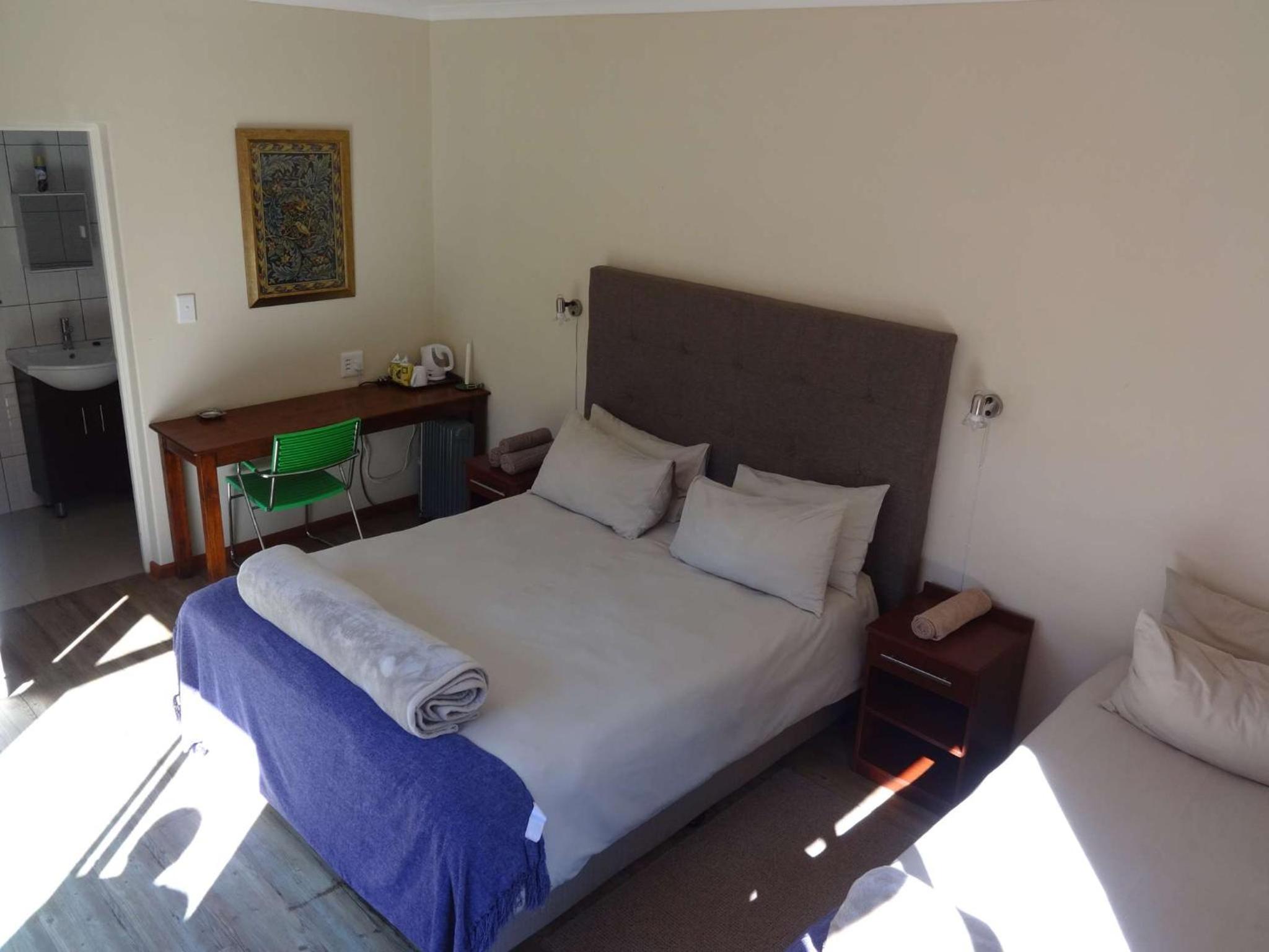 One-Bedroom House - Photo 1