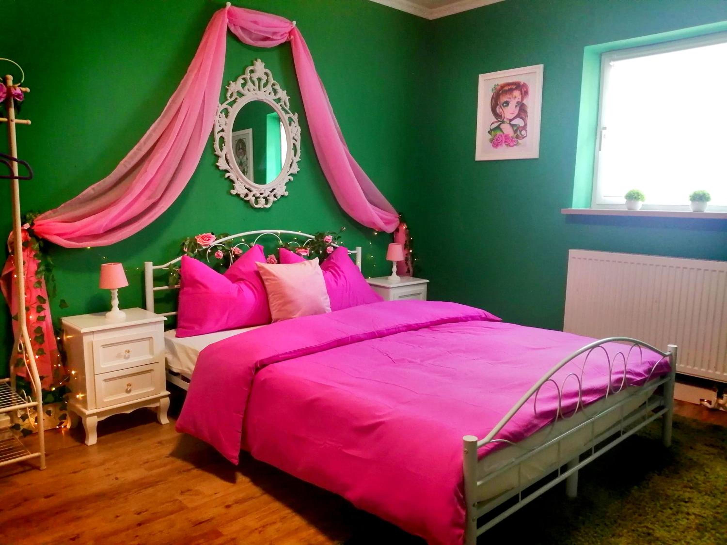 Double Room with Shared Bathroom photo 2