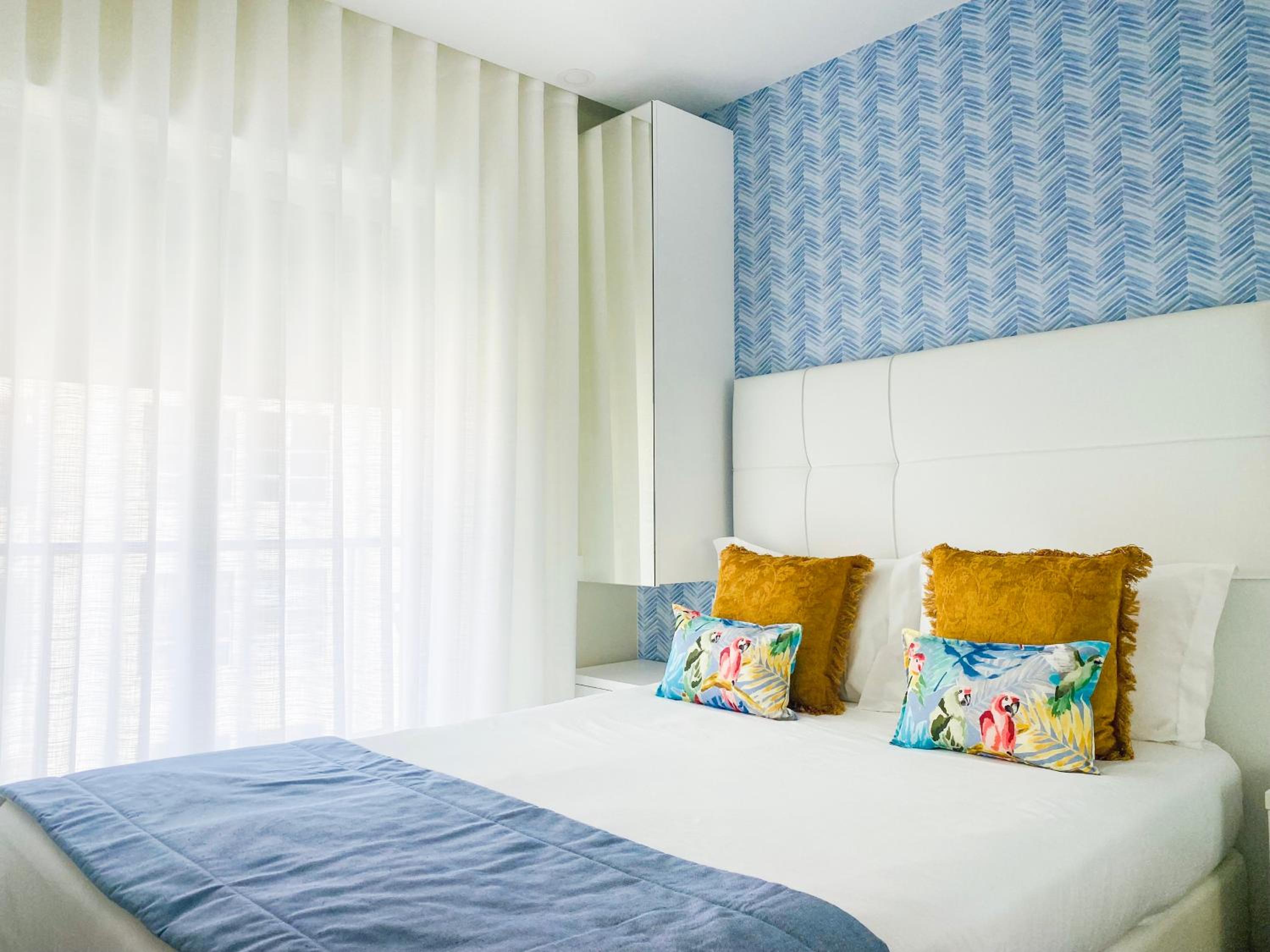 One-Bedroom Apartment - Photo 6