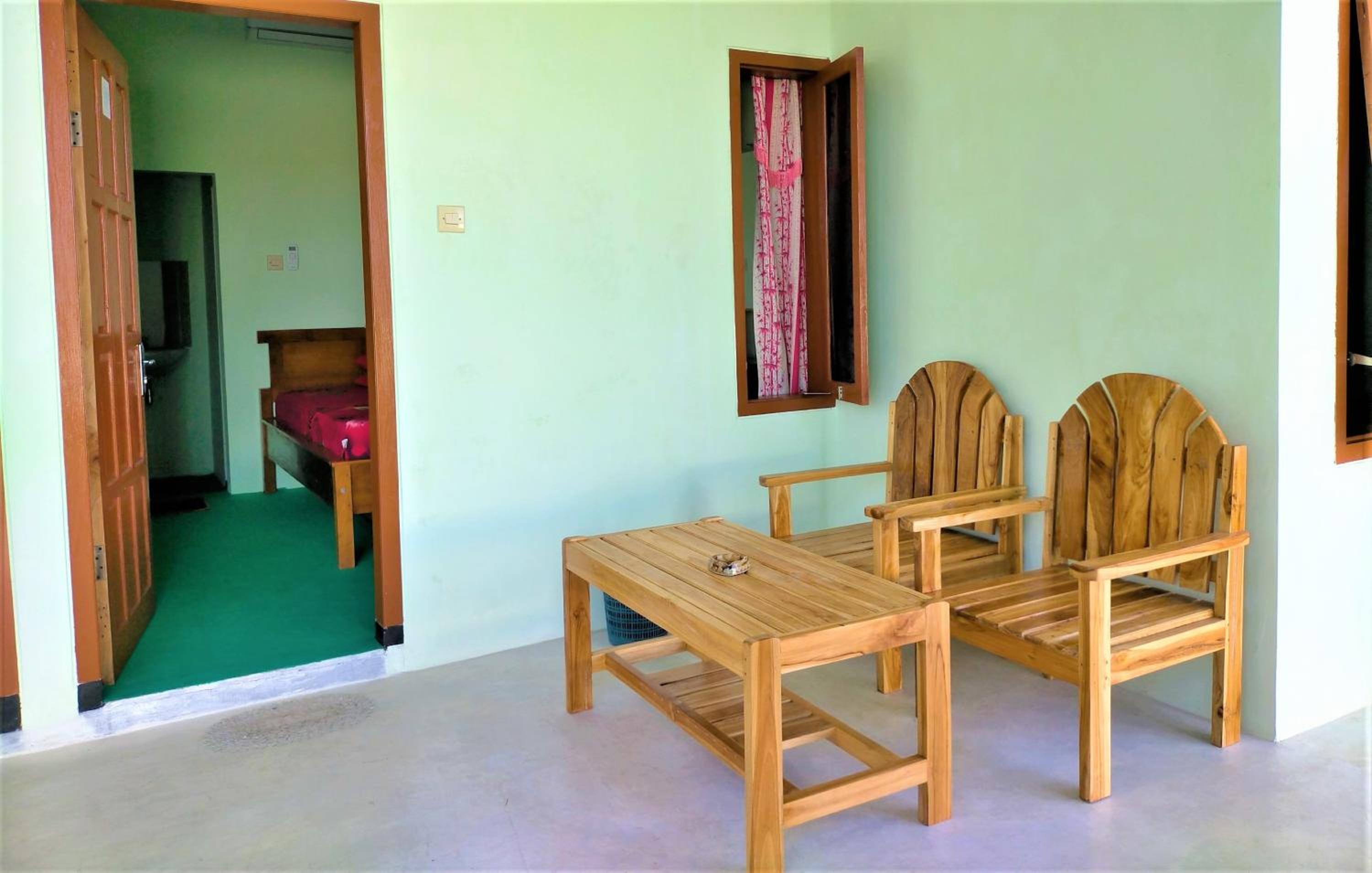 Standard Double Room - Photo 12