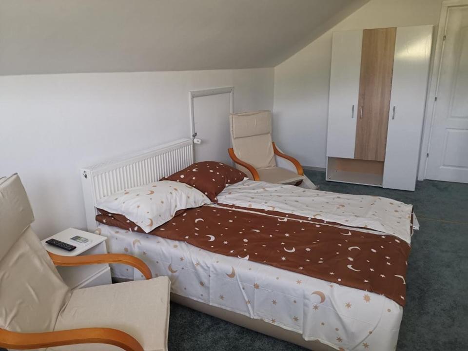 King Room with Pool View photo 3