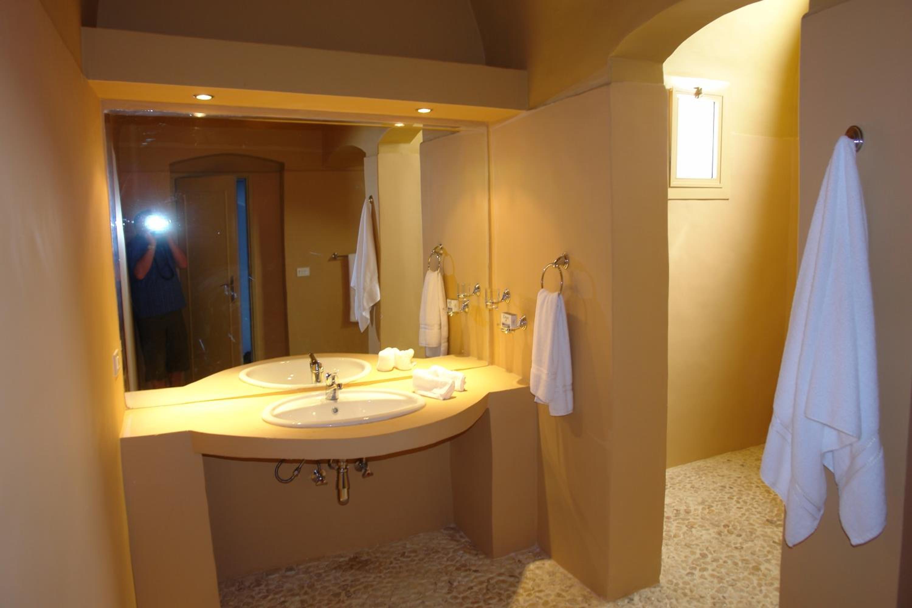 Deluxe Double or Twin Bungalow with Sea View photo 3