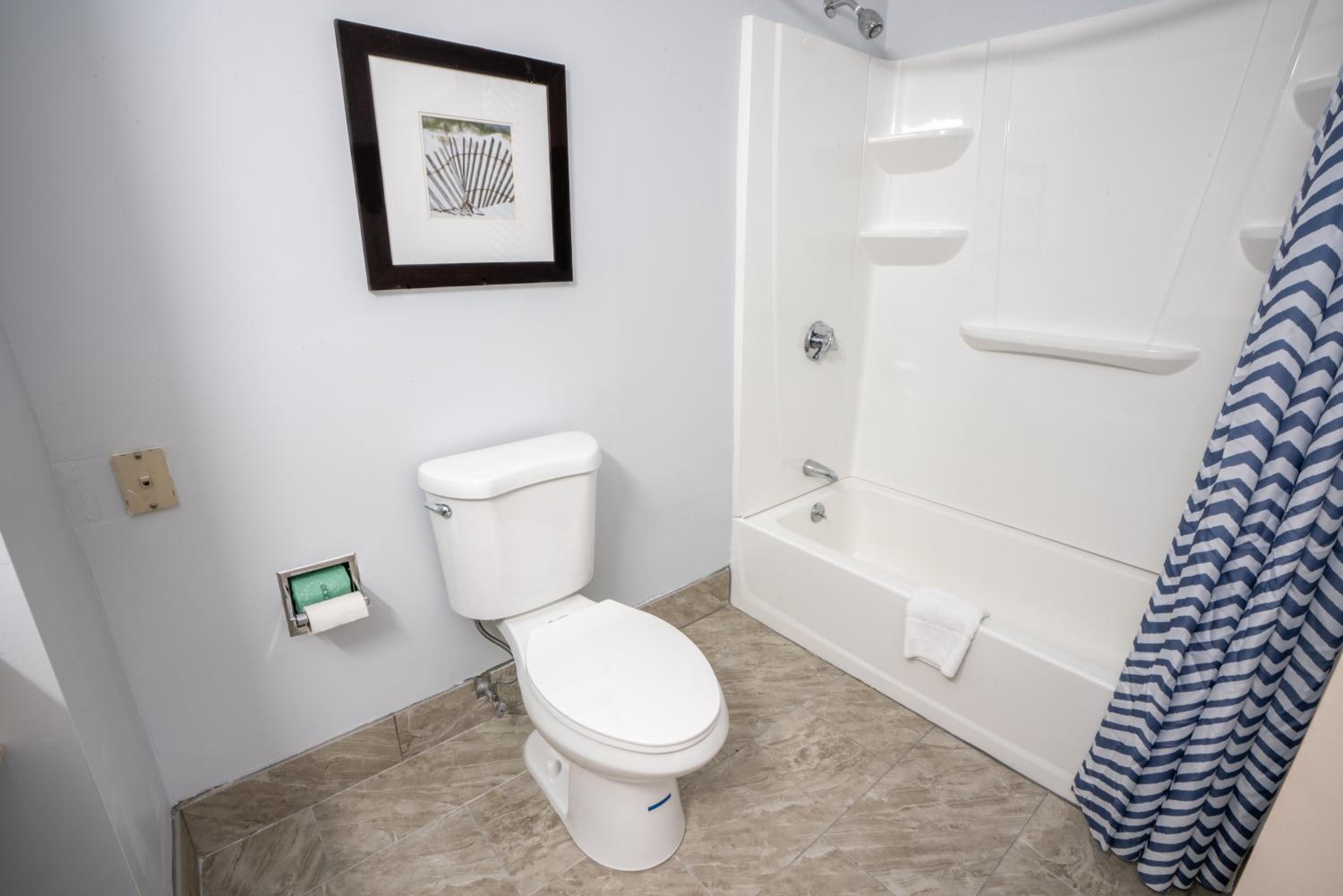 Regency Suite - Photo 5