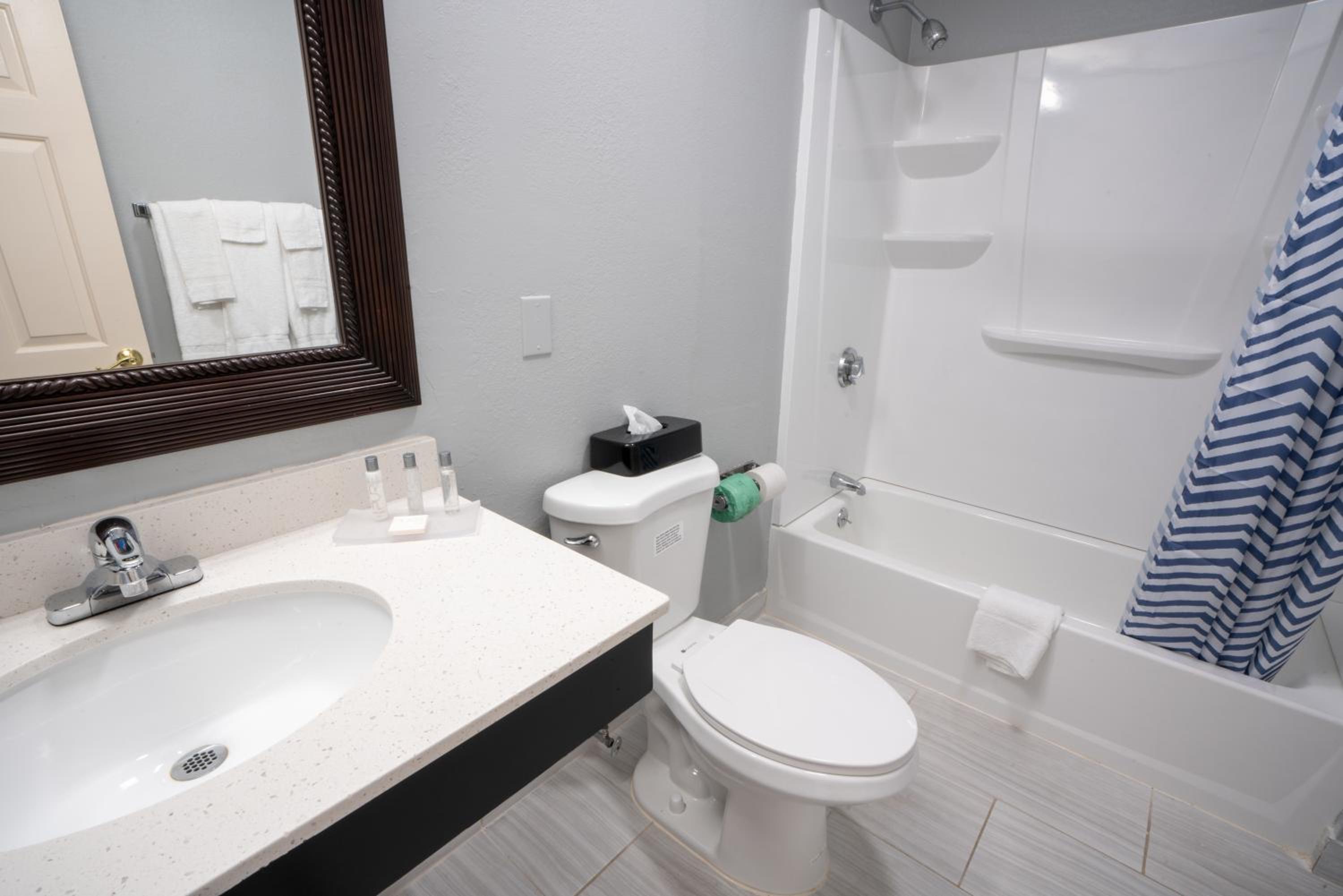 Family Suite - Photo 4