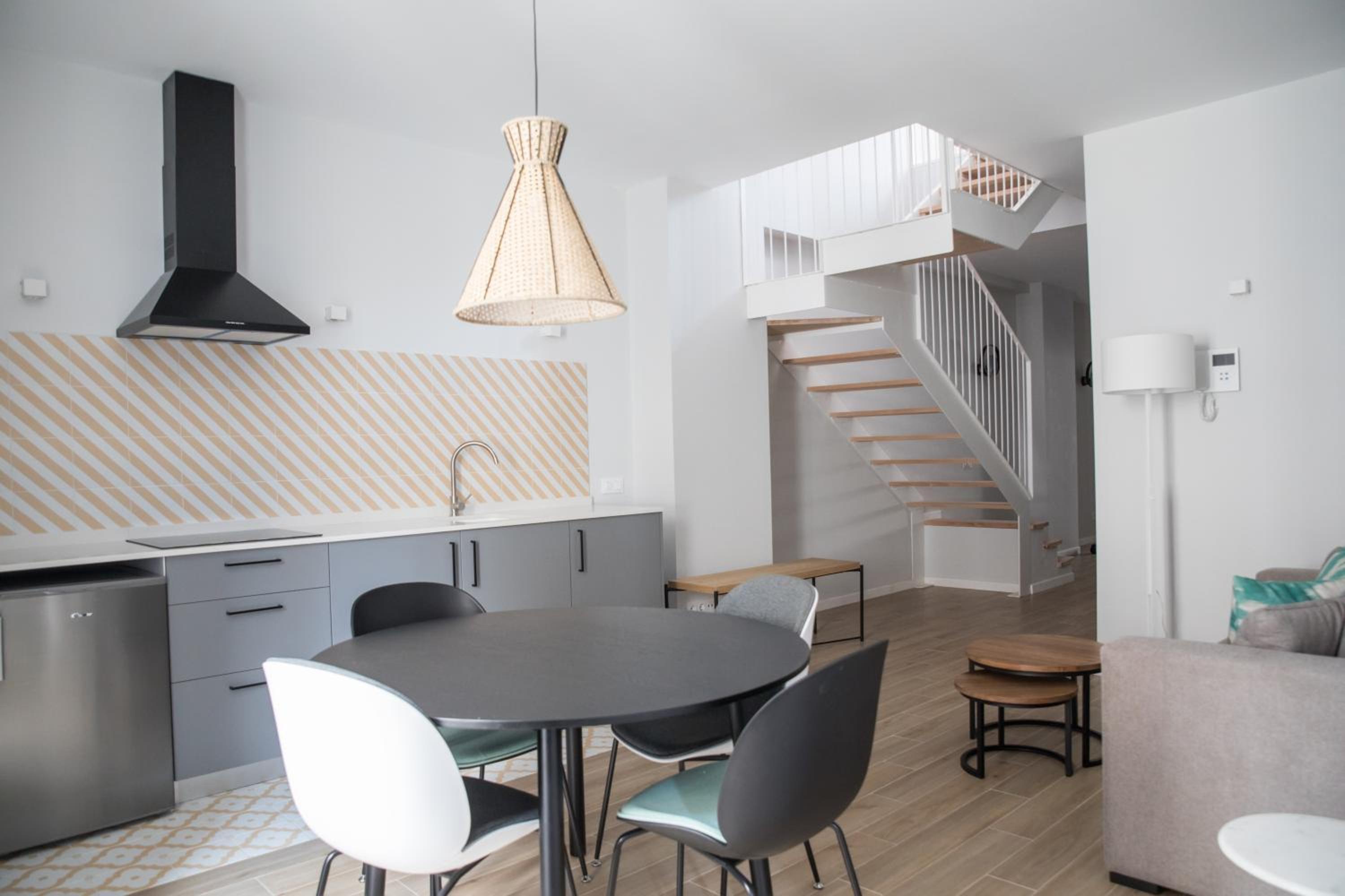 Three-Bedroom Apartment with Terrace - Photo 6