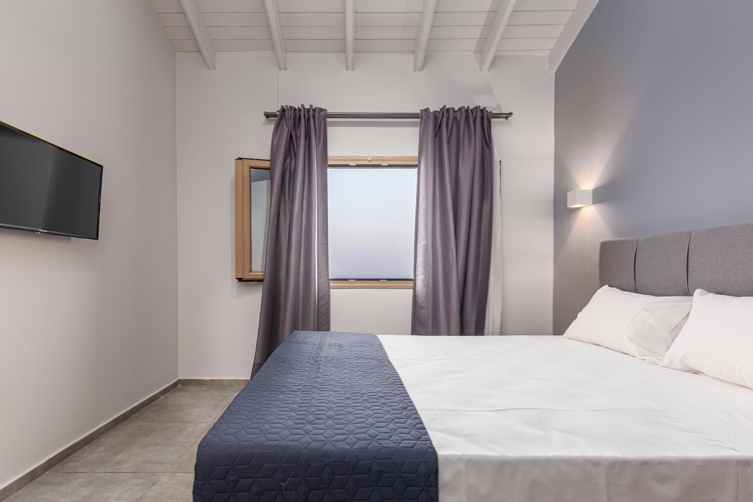 Suite with Sea View - Photo 8