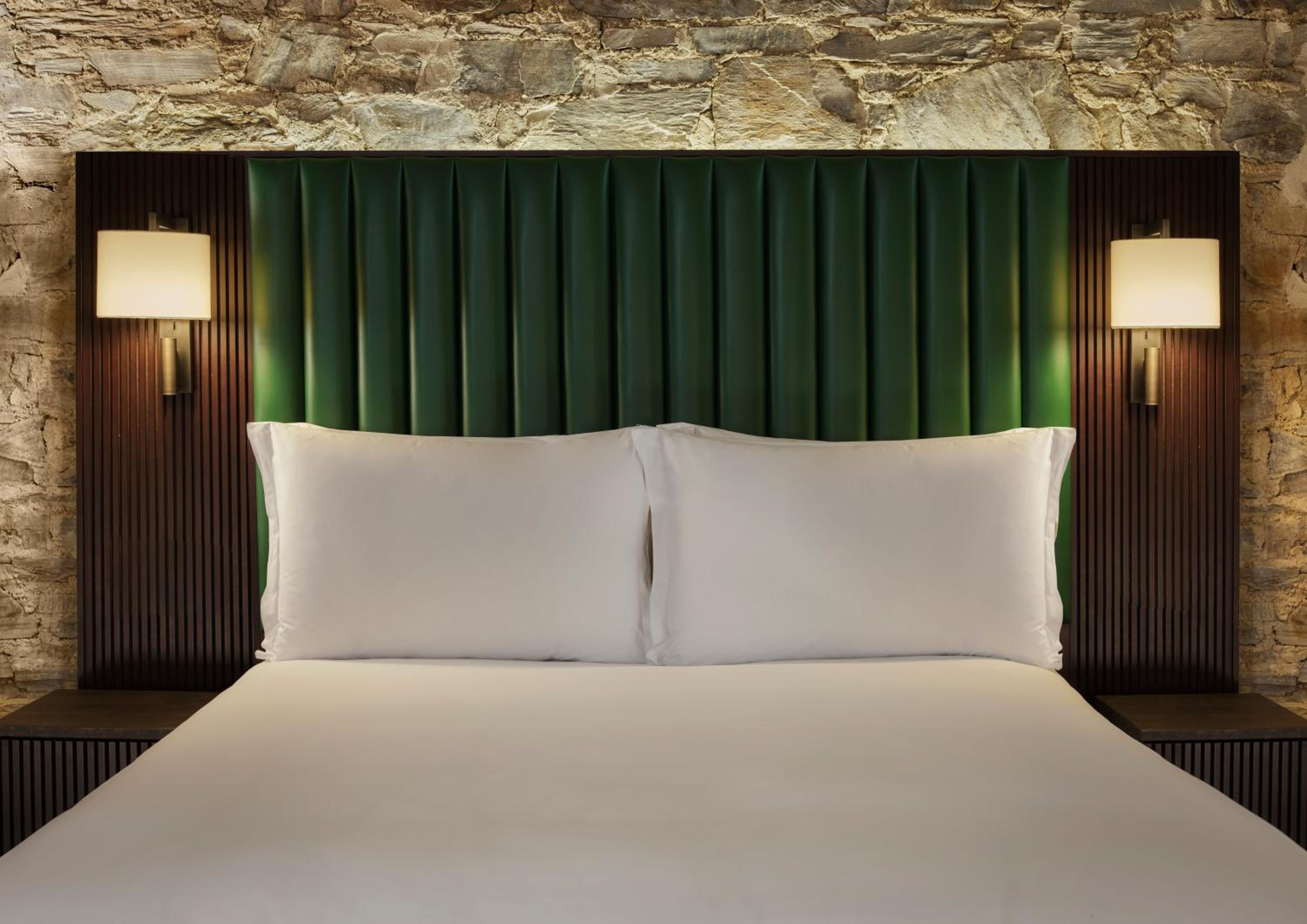 Double Room - Photo 5